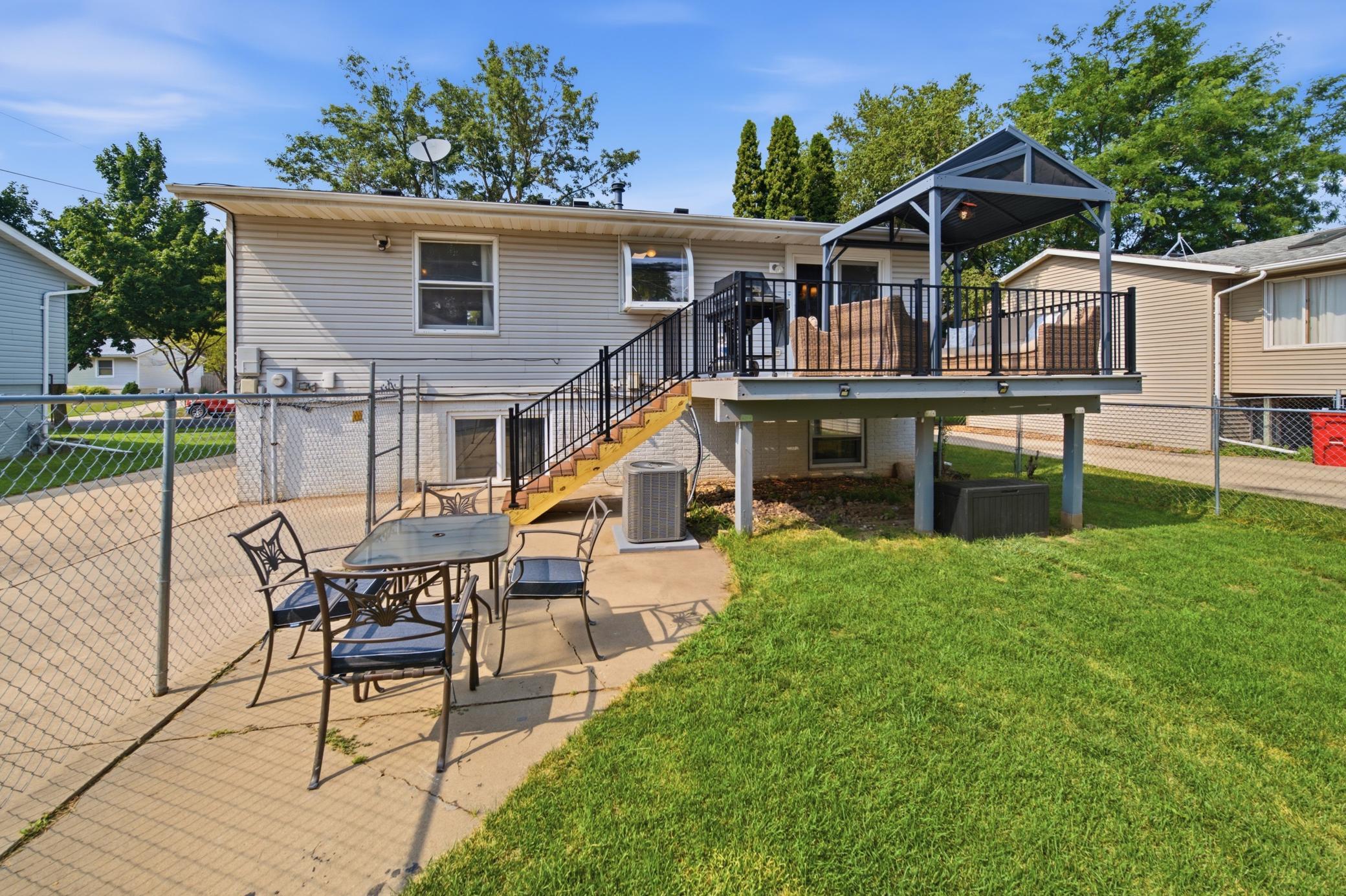 main property photo 34