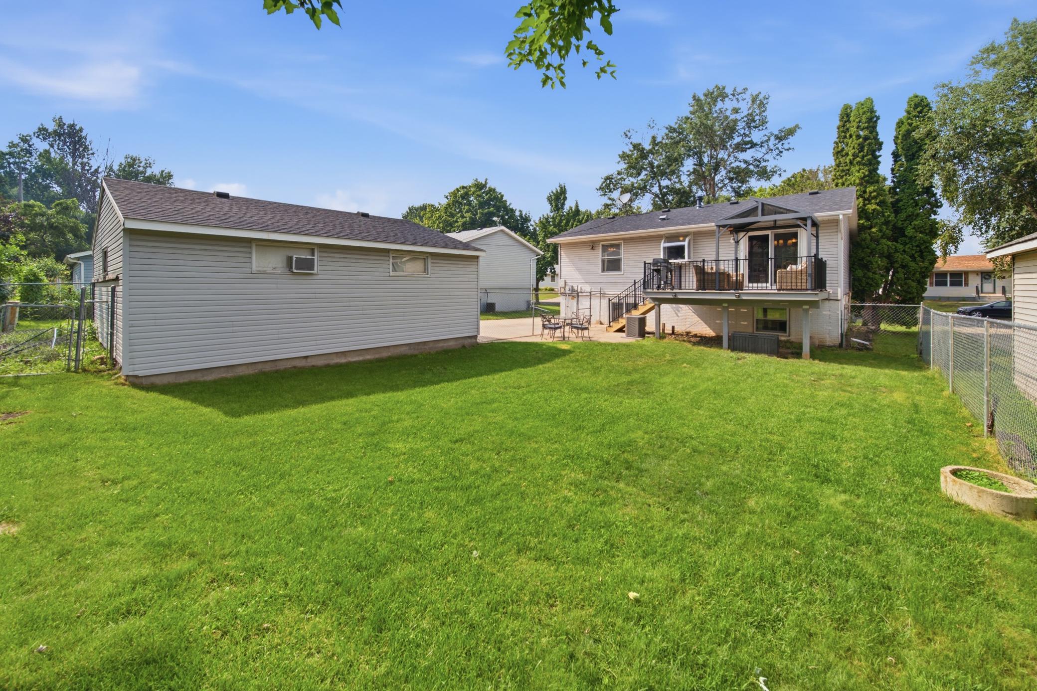 main property photo 39