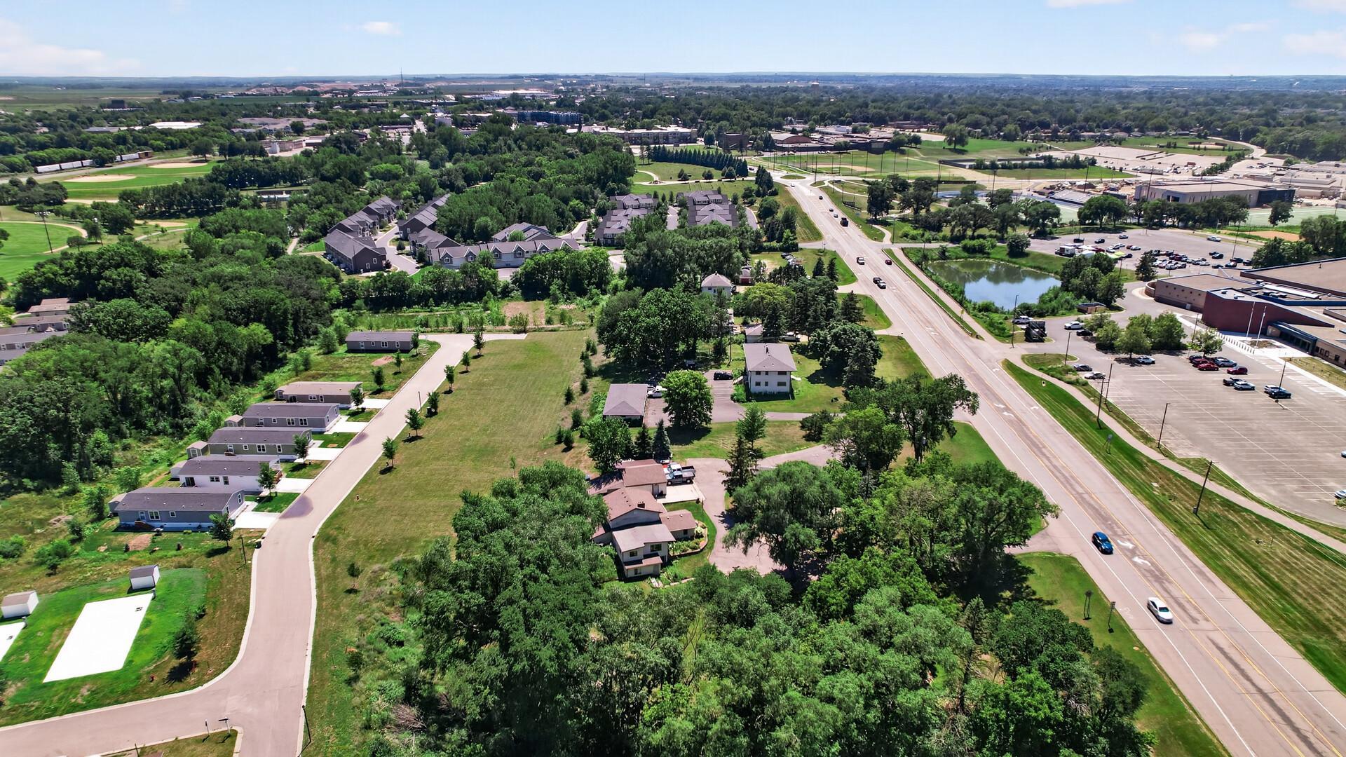 main property photo 12