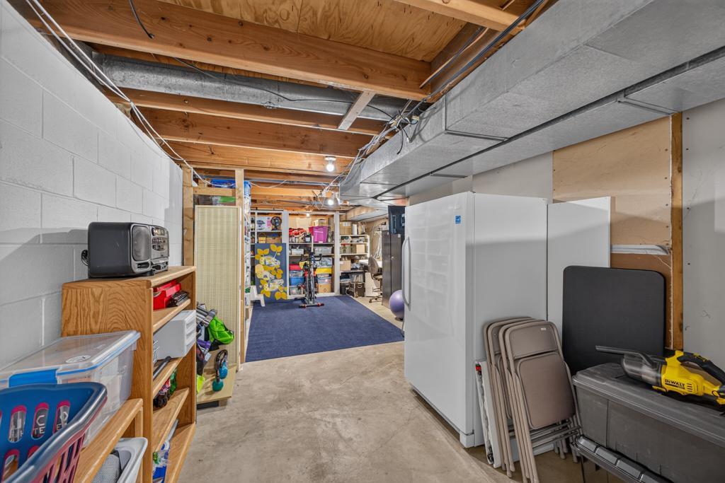main property photo 59