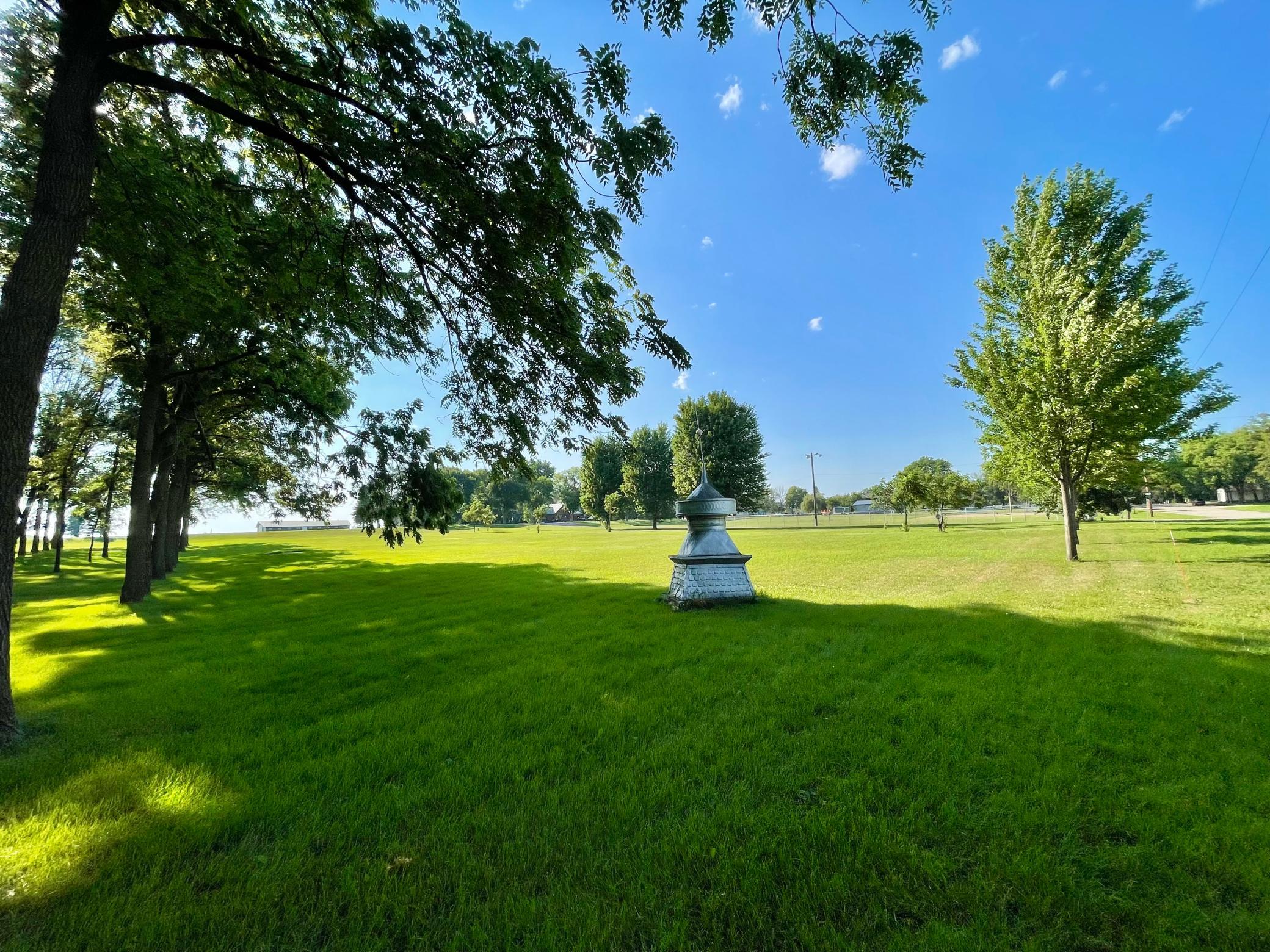 main property photo 9