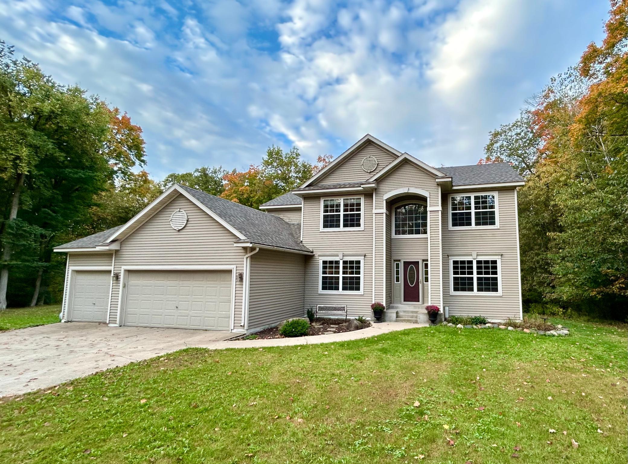 main property photo 98