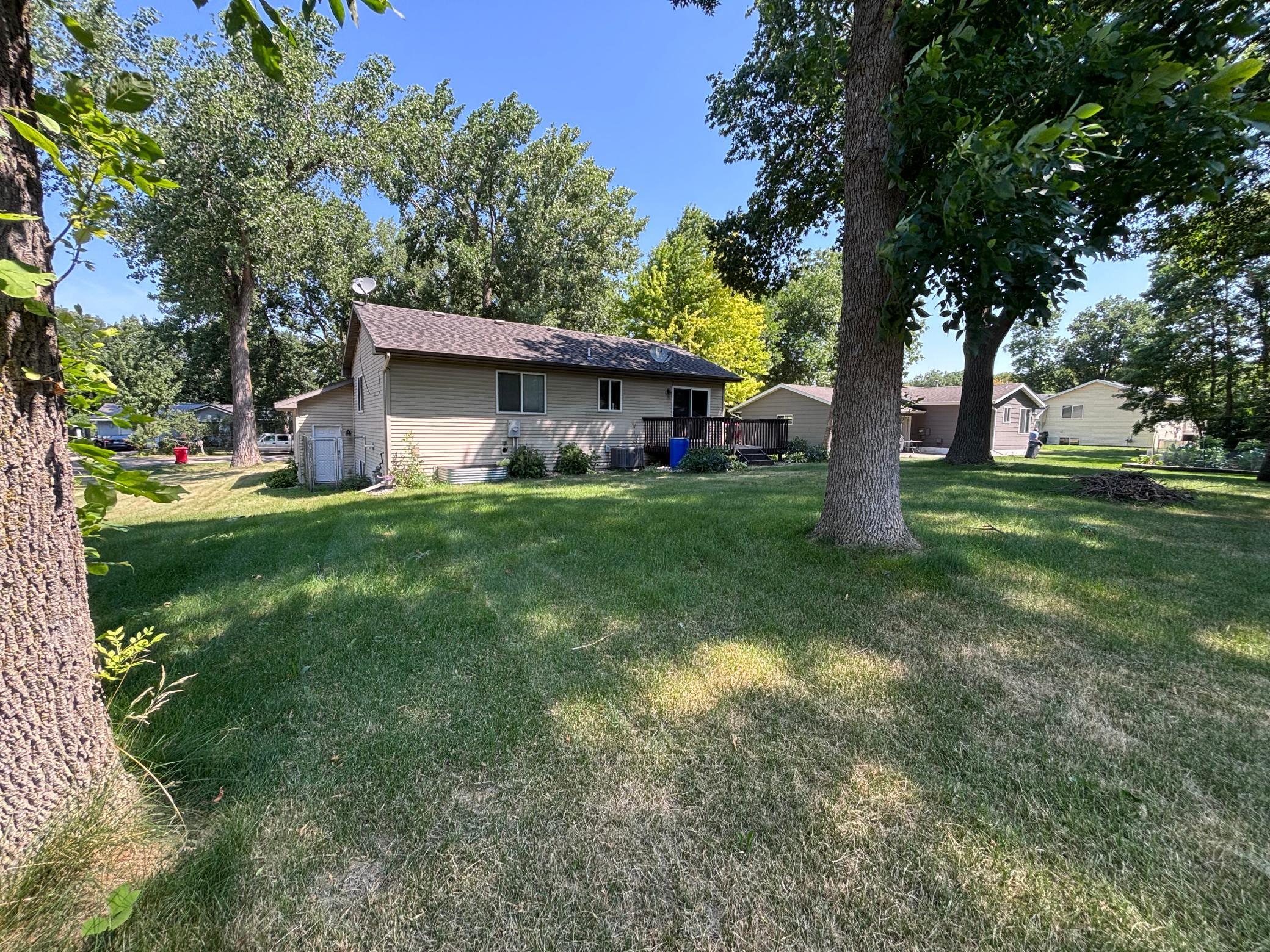 main property photo 32