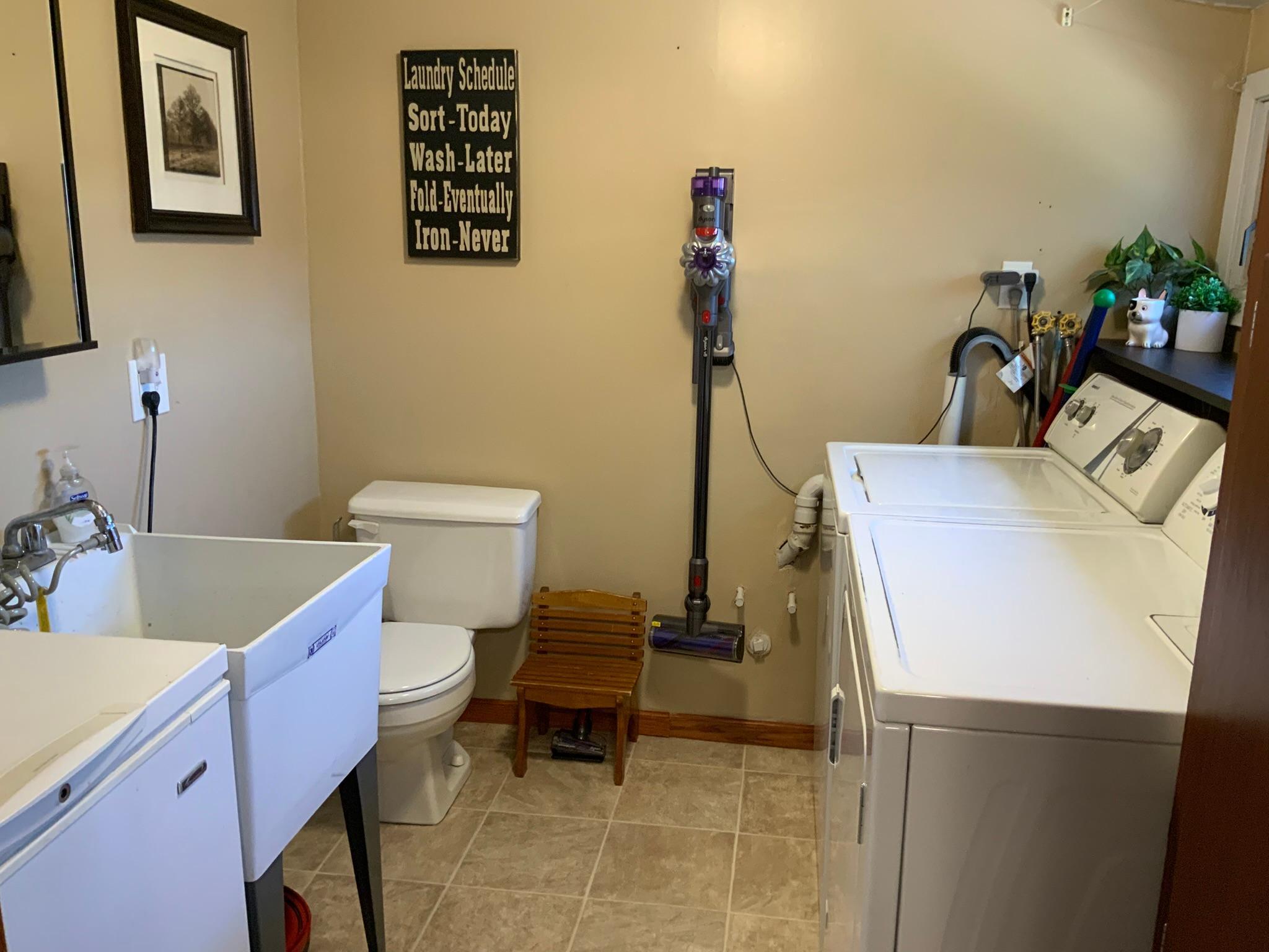 main property photo 16