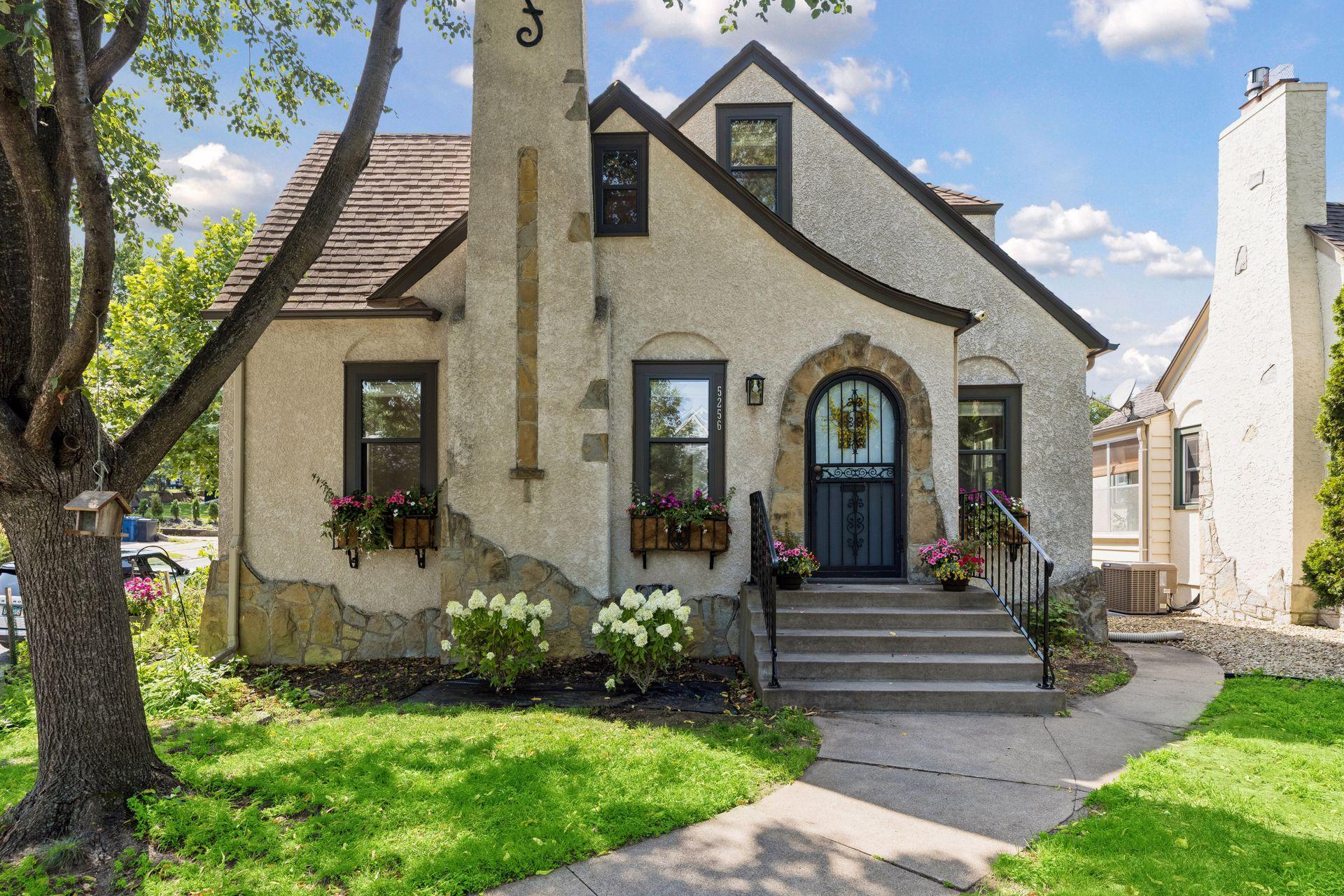 main property photo 30