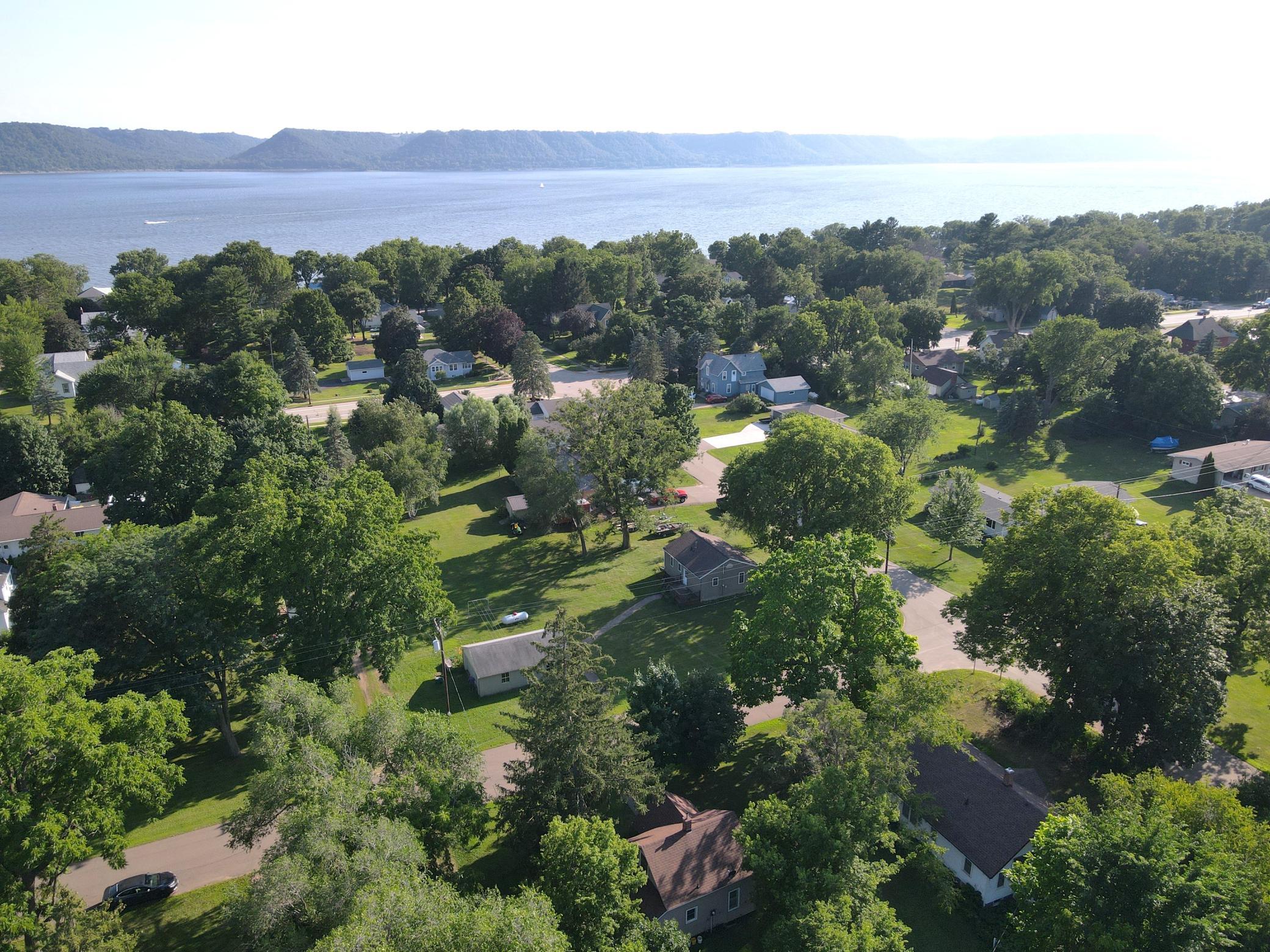 main property photo 13