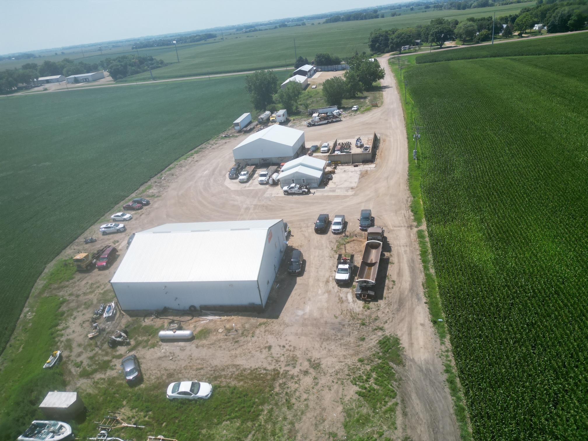 main property photo 8