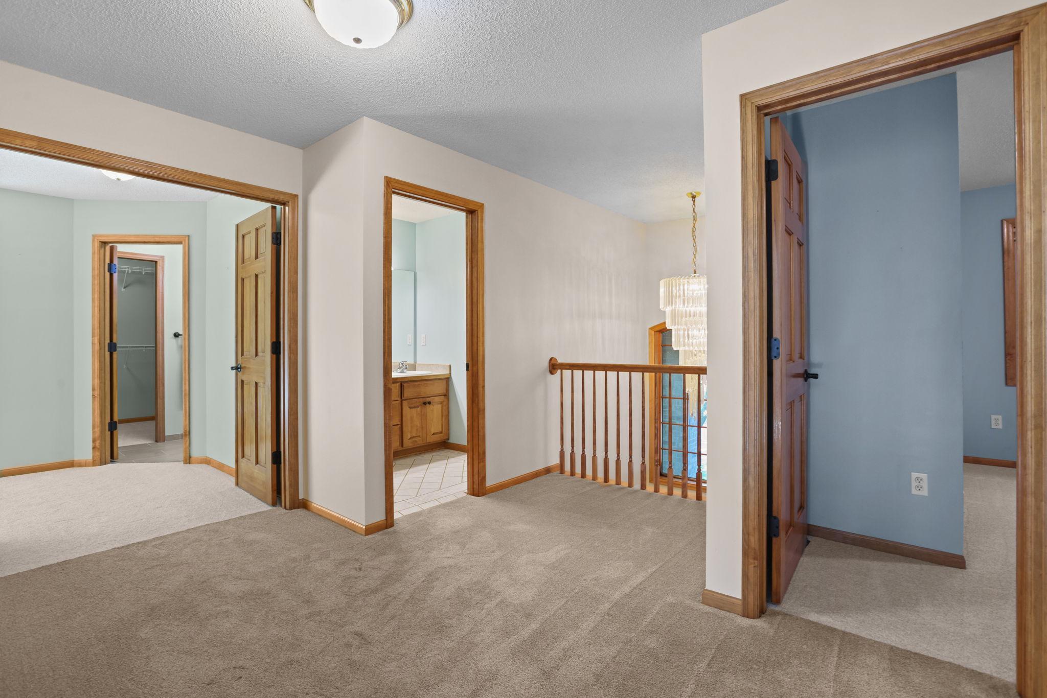 main property photo 31