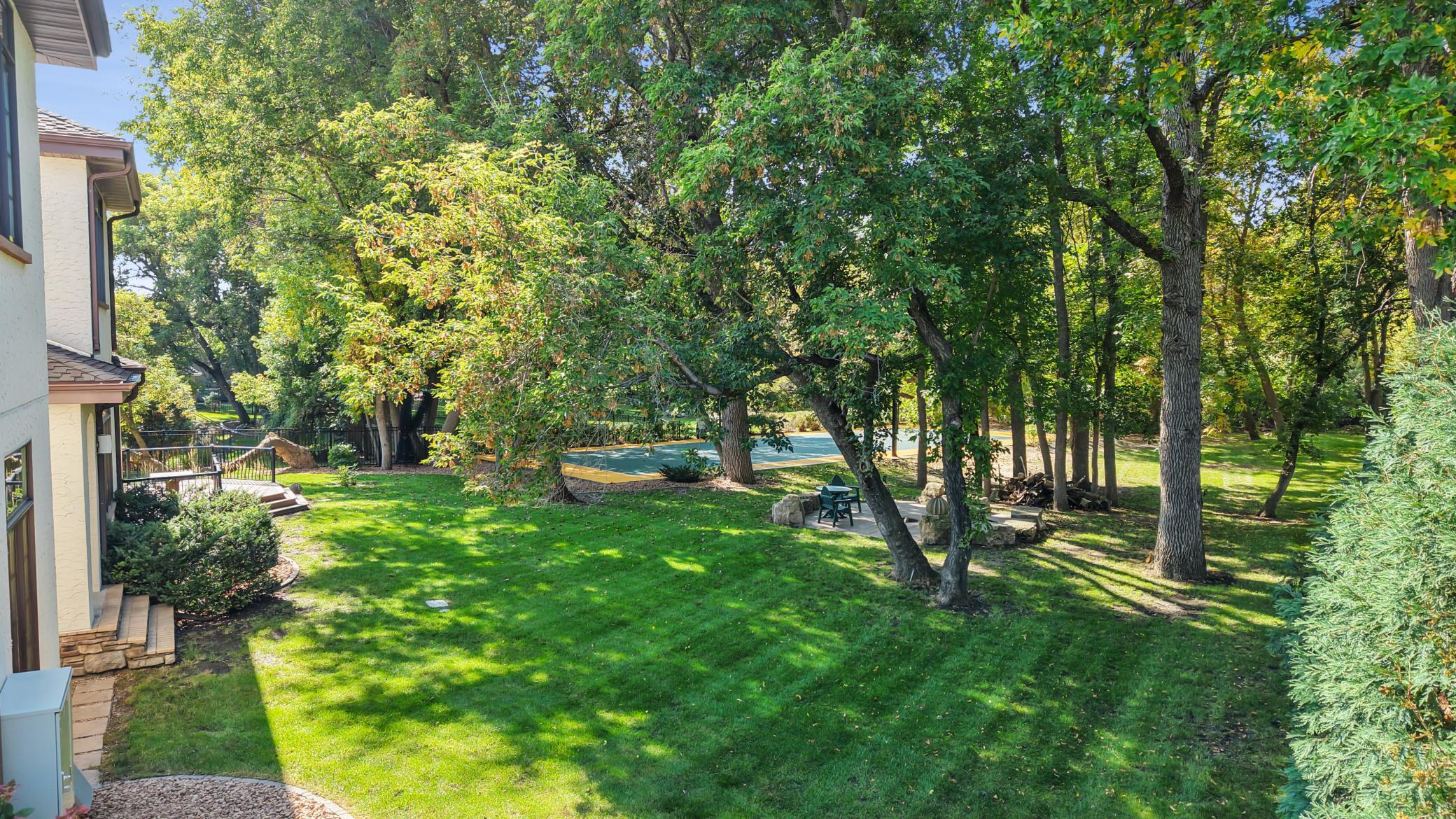 main property photo 19