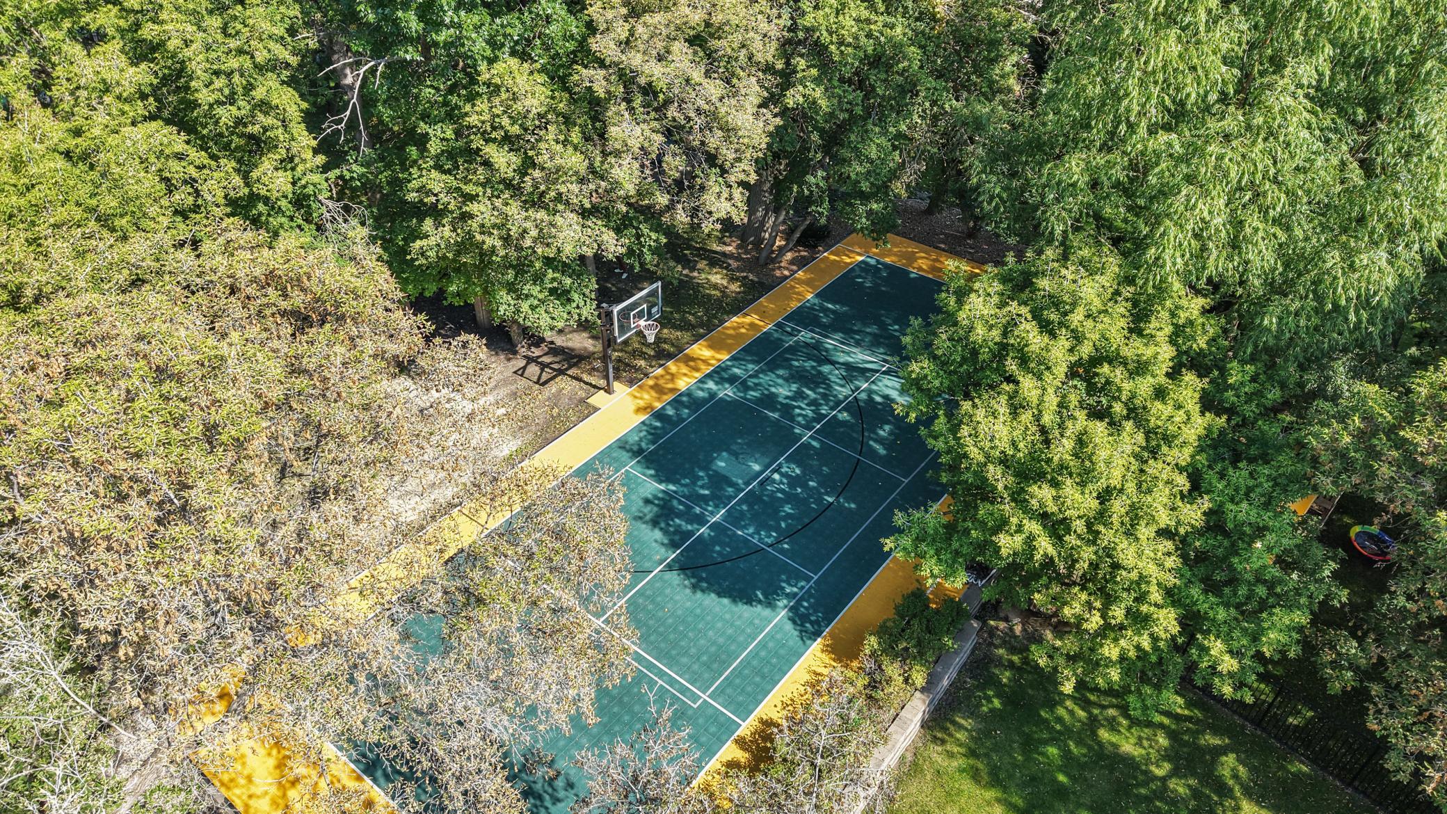 main property photo 24