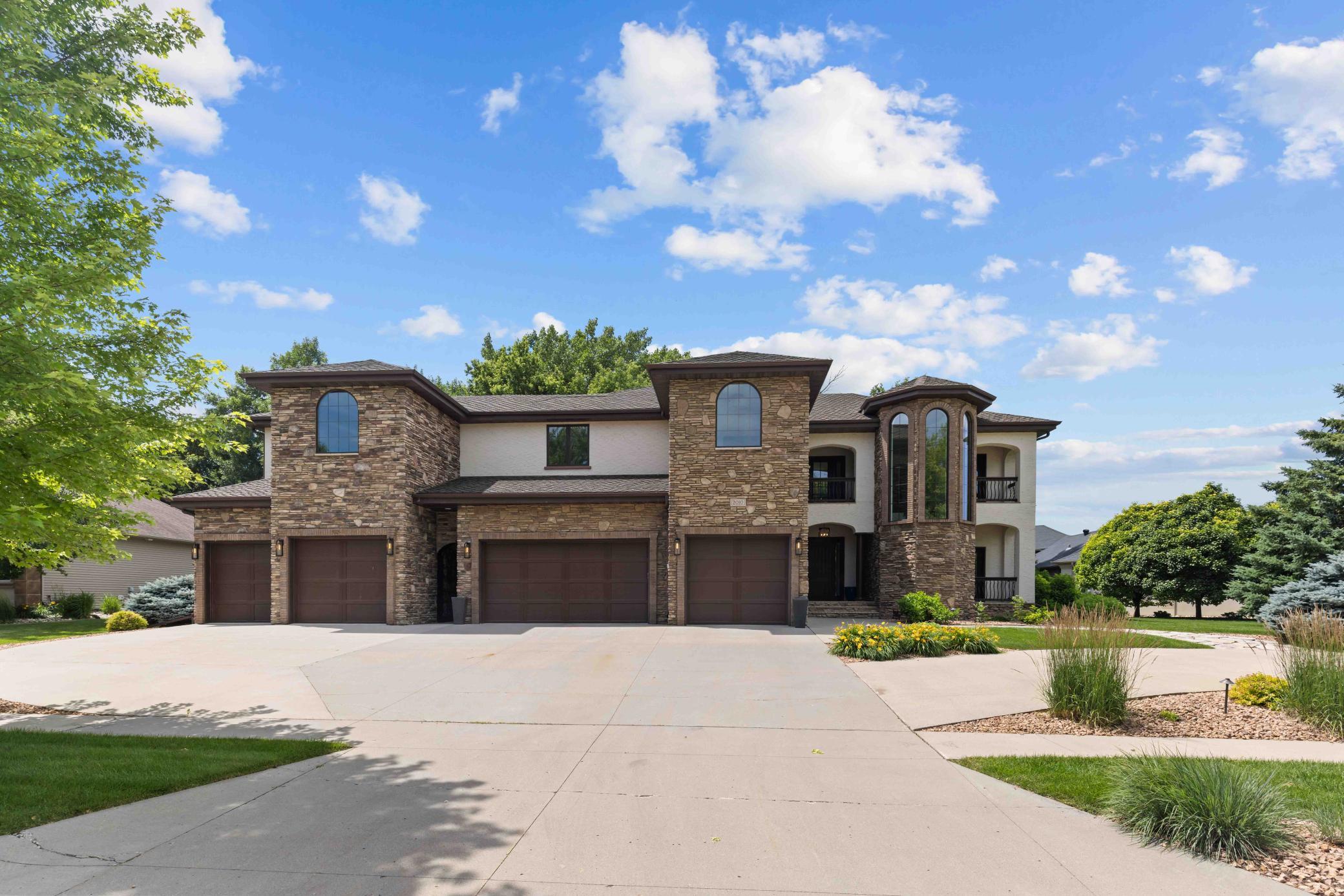 main property photo 30