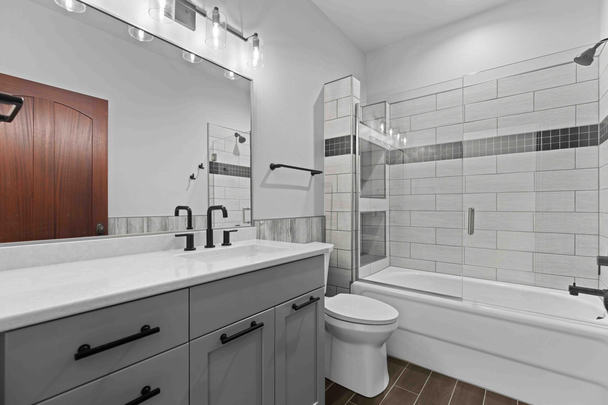 main property photo 77