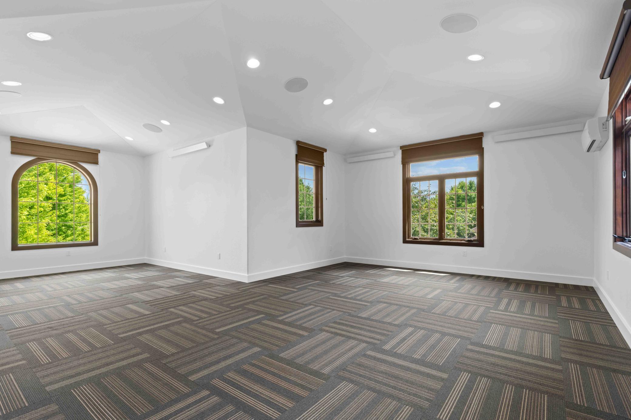 main property photo 80
