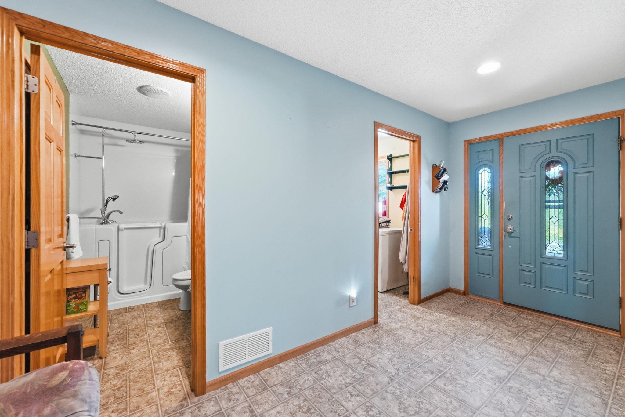 main property photo 26