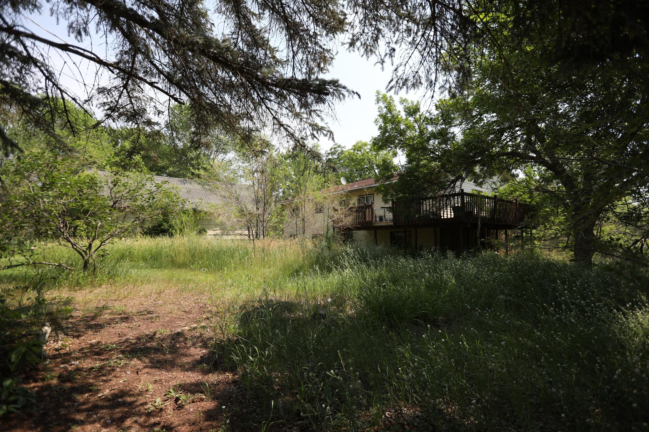 main property photo 10