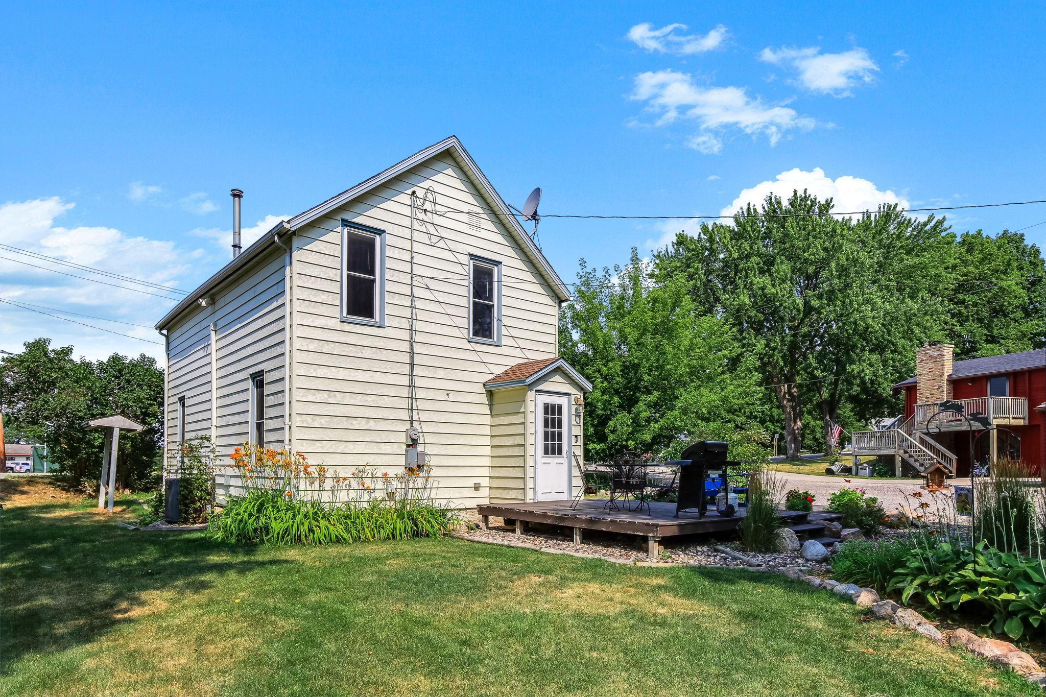 main property photo 20