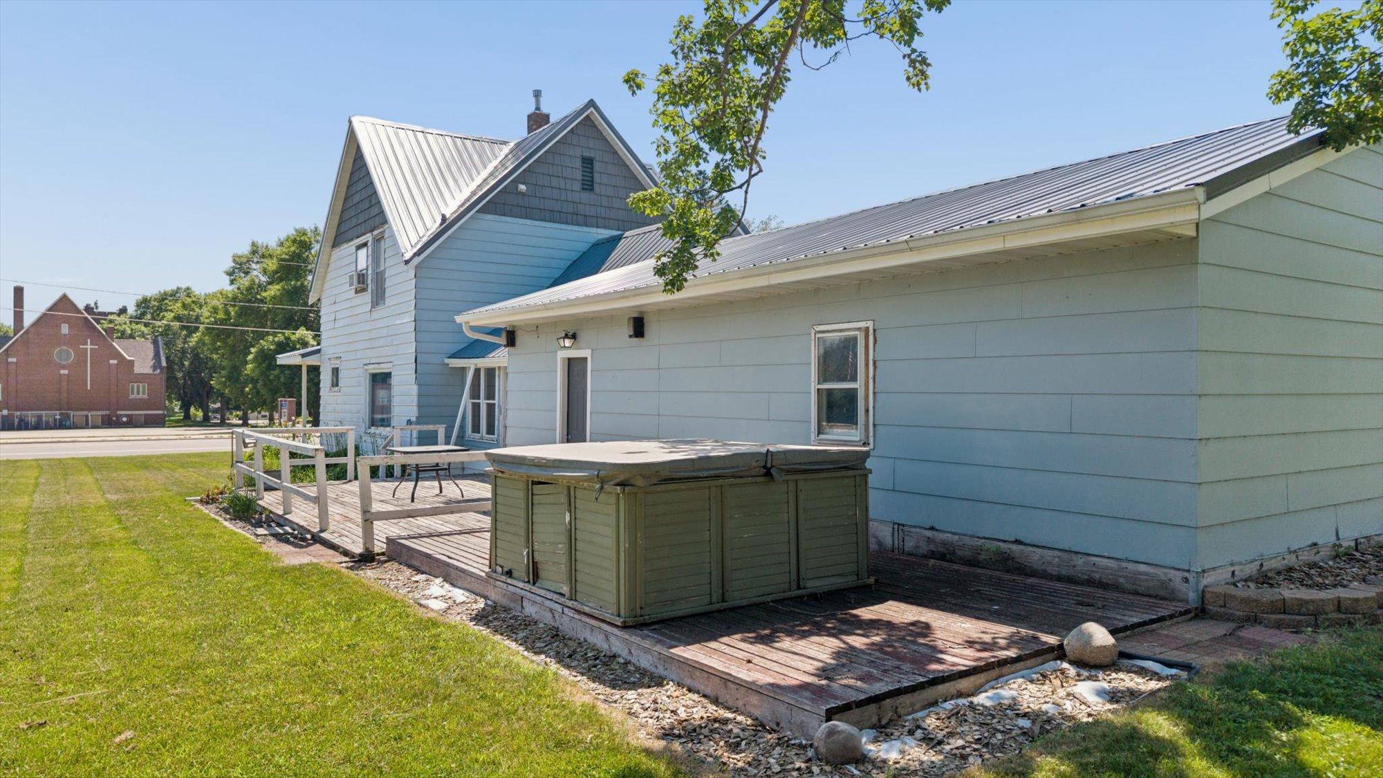 main property photo 35