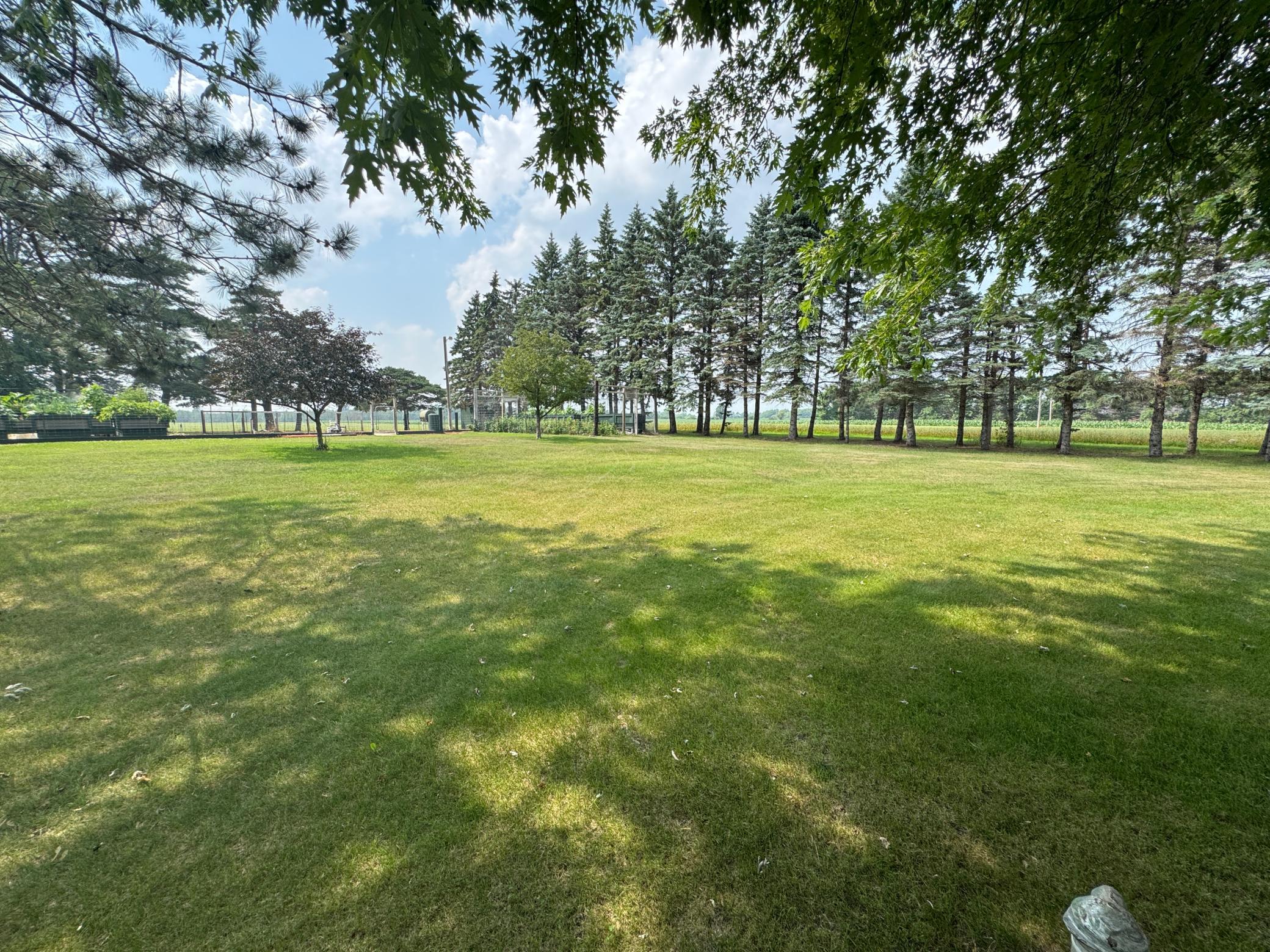 main property photo 11