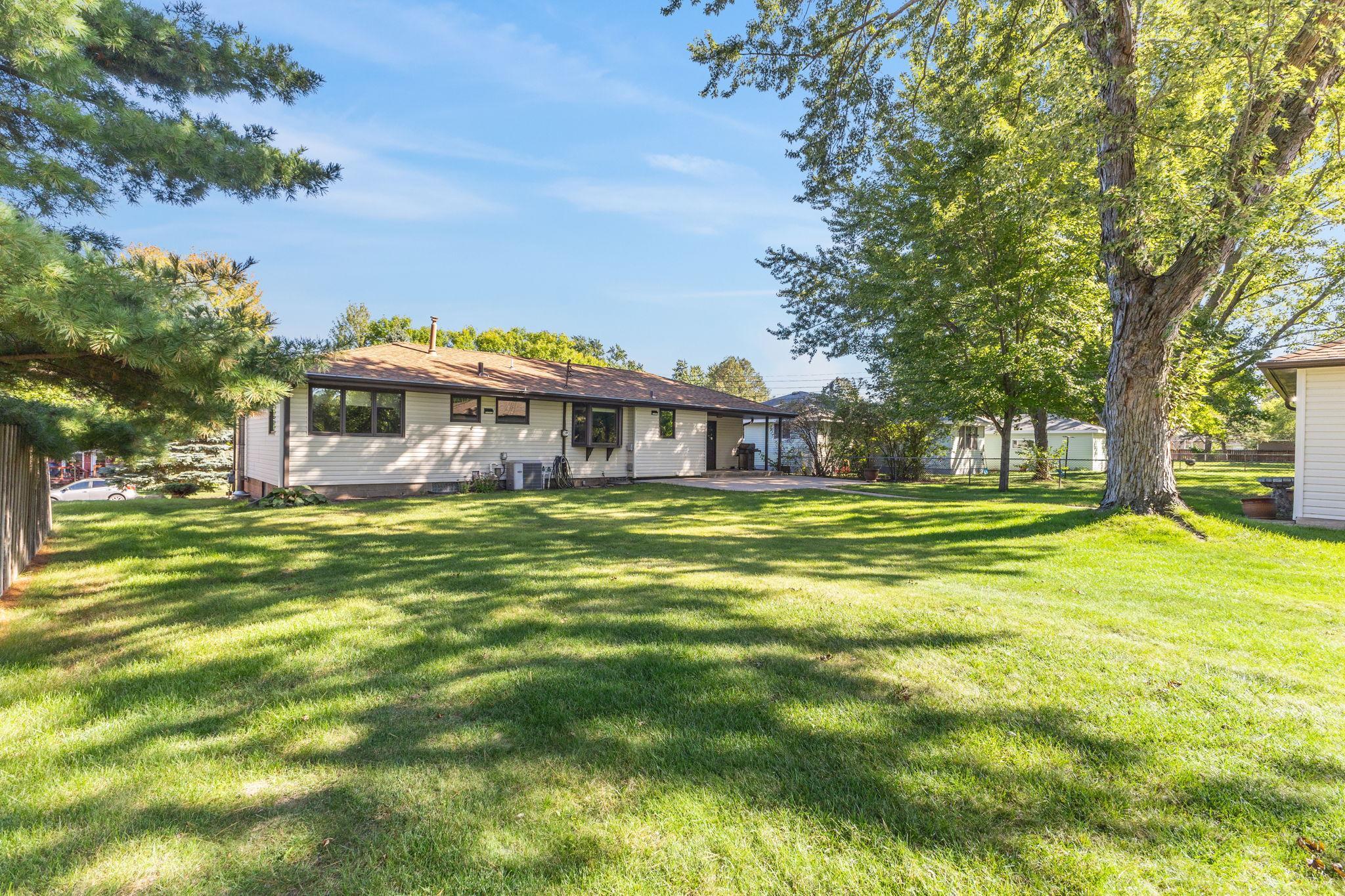 main property photo 29