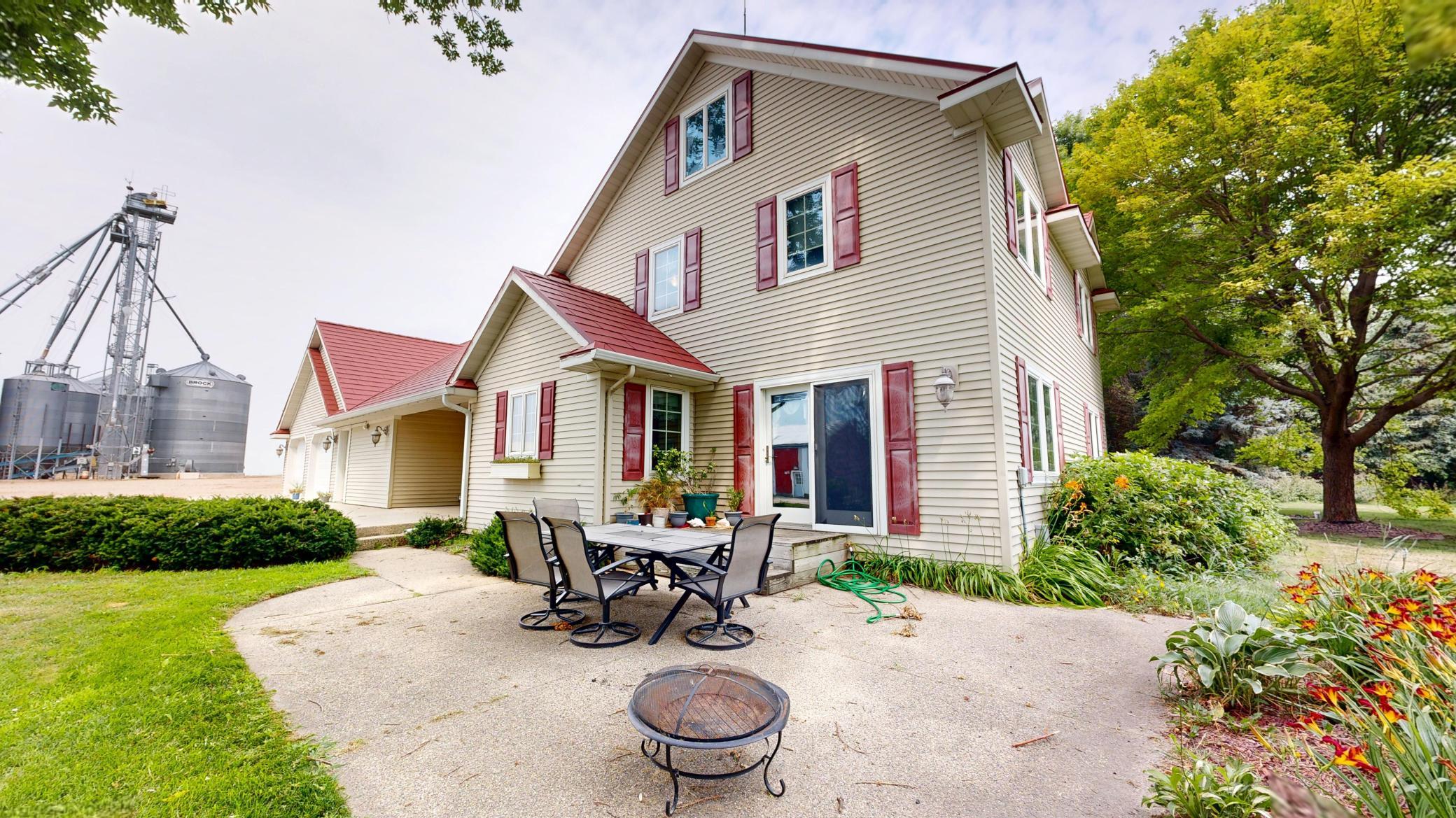 main property photo 51
