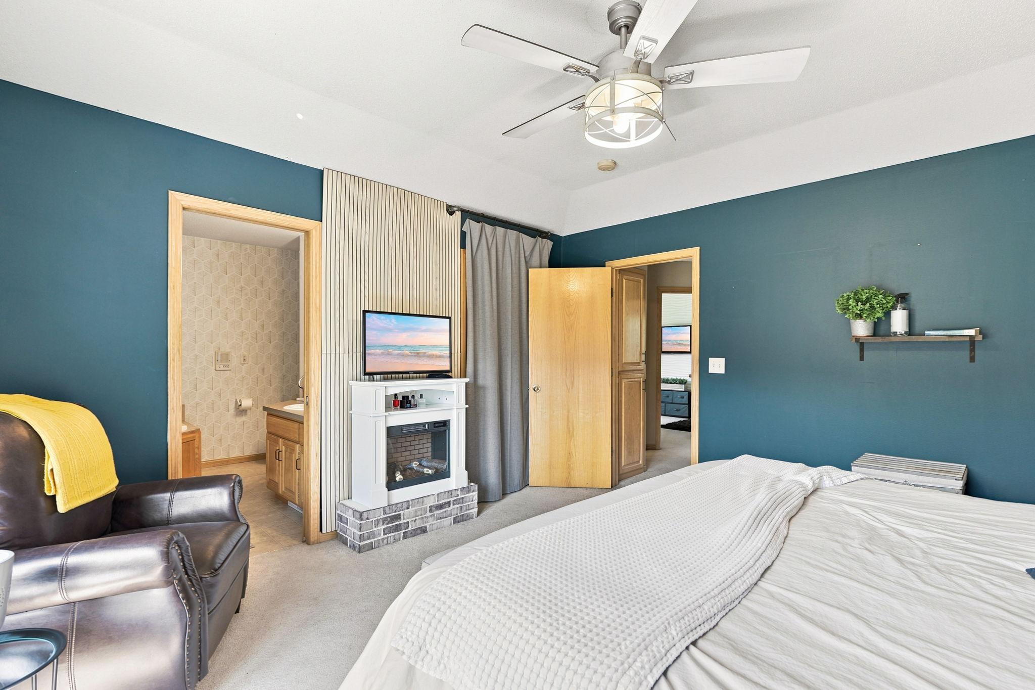 main property photo 54