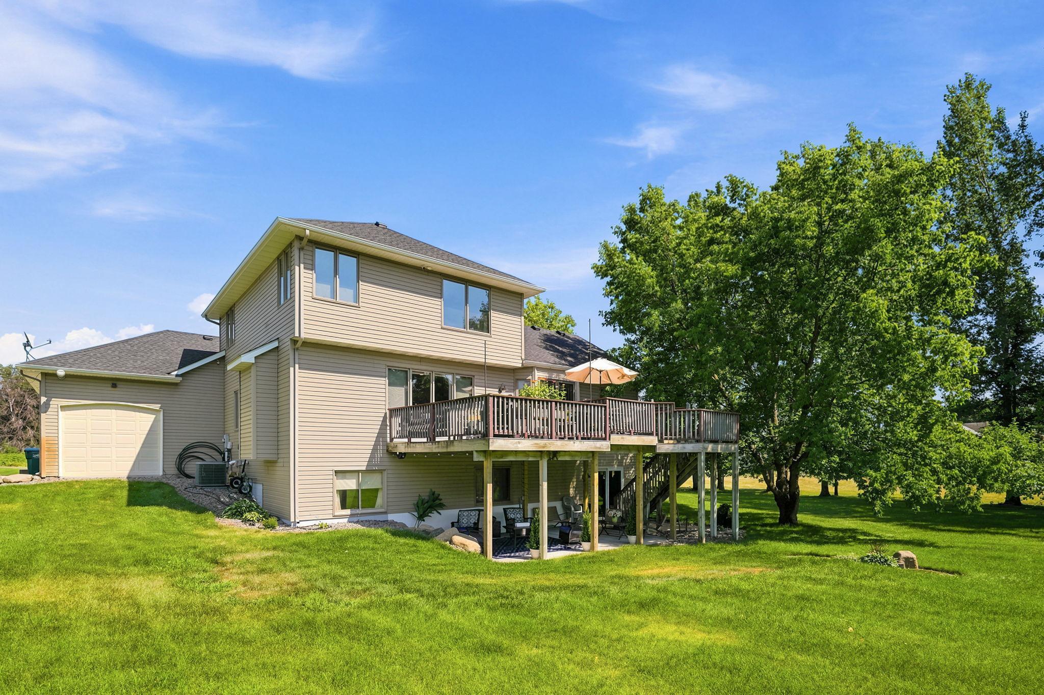 main property photo 76