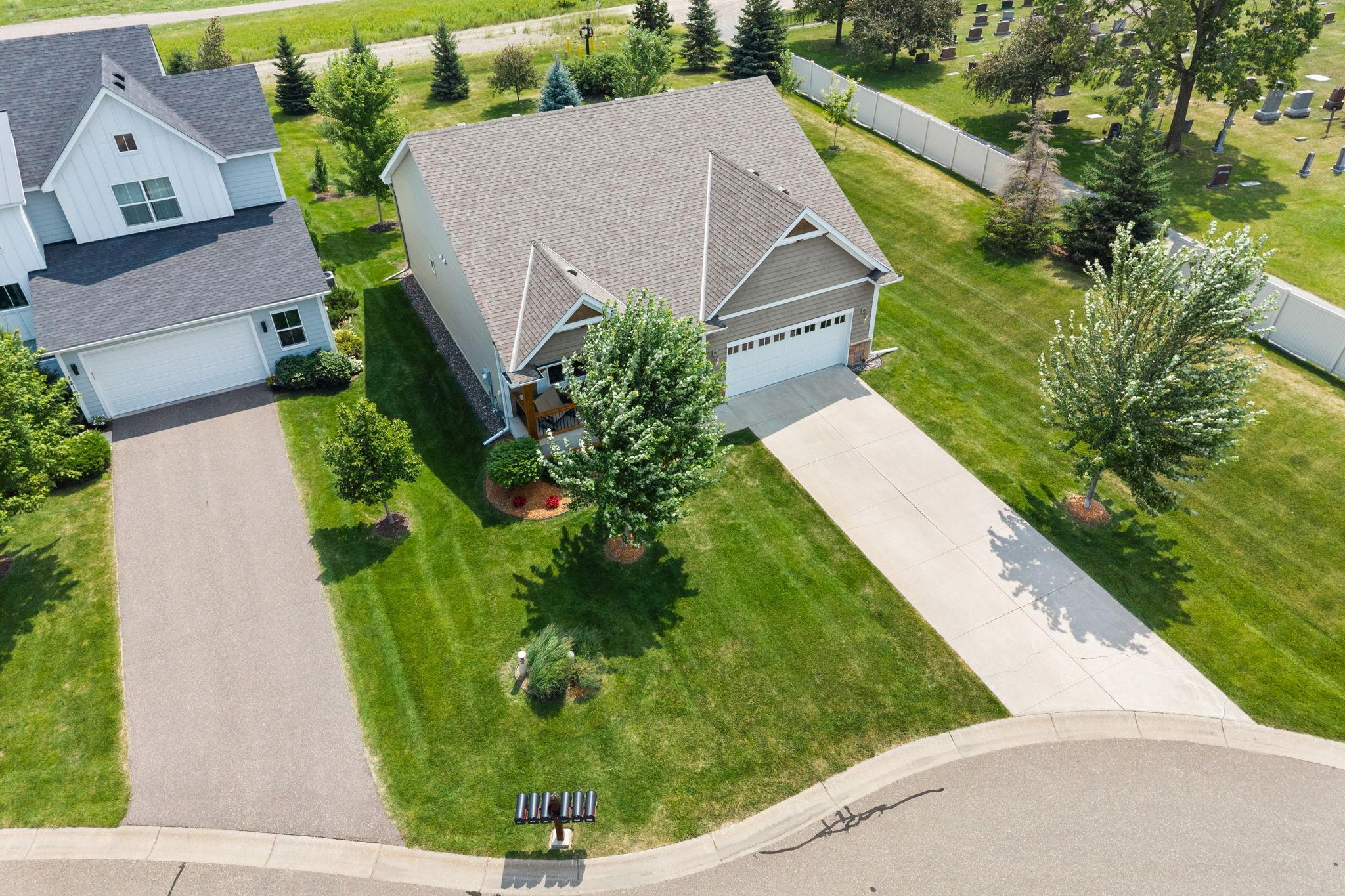 main property photo 41