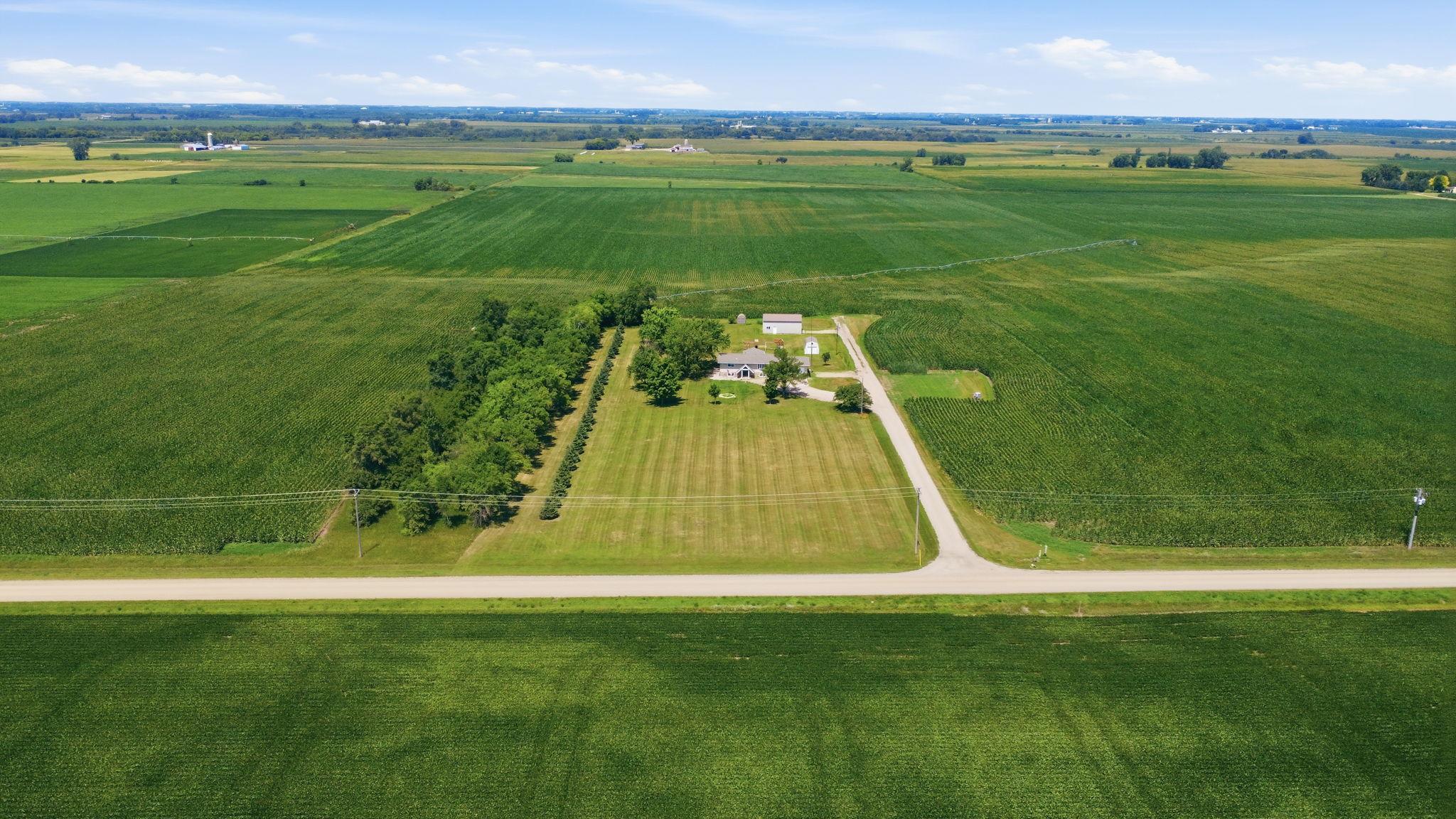 main property photo 11