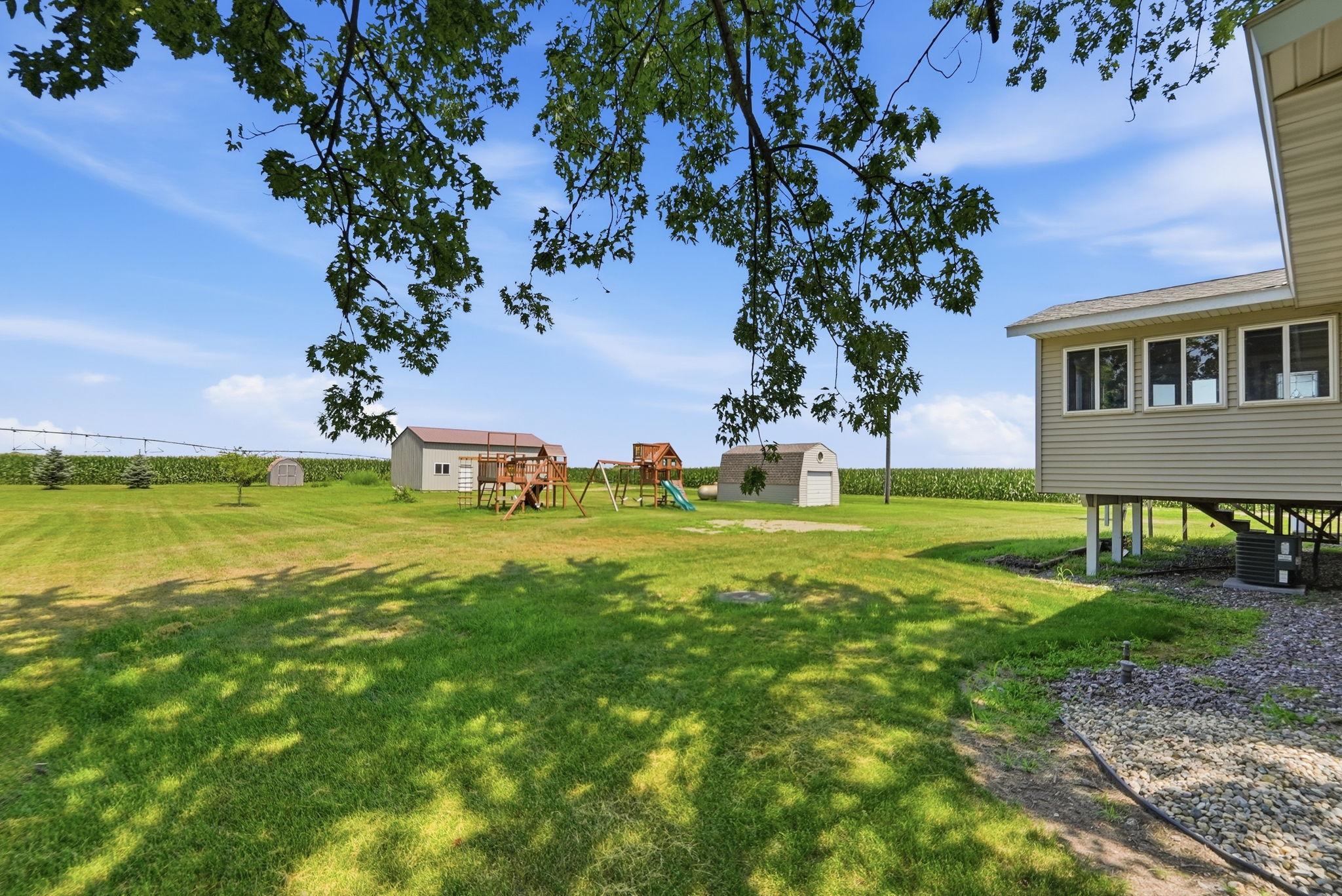 main property photo 21