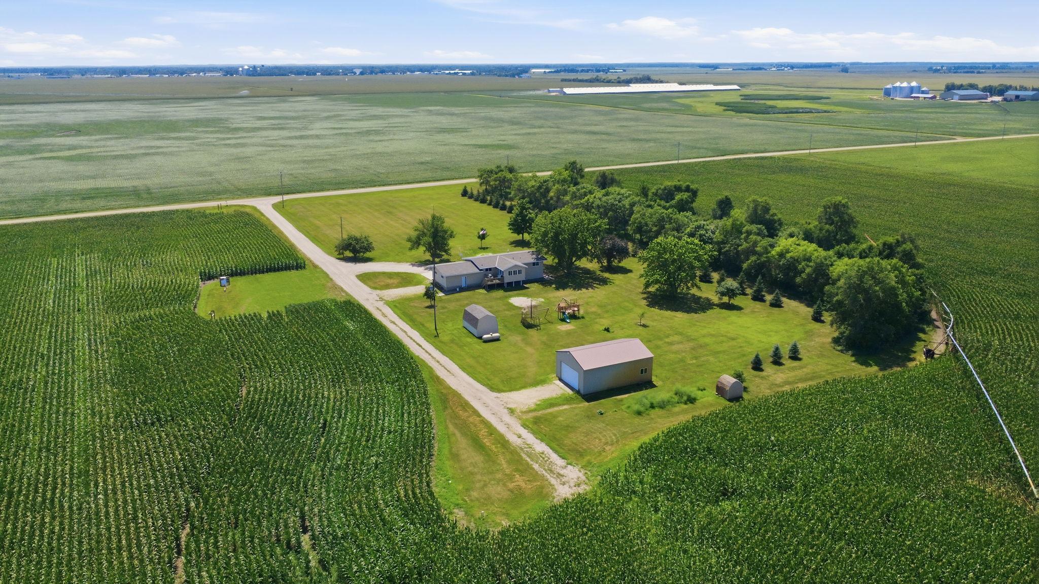 main property photo 6