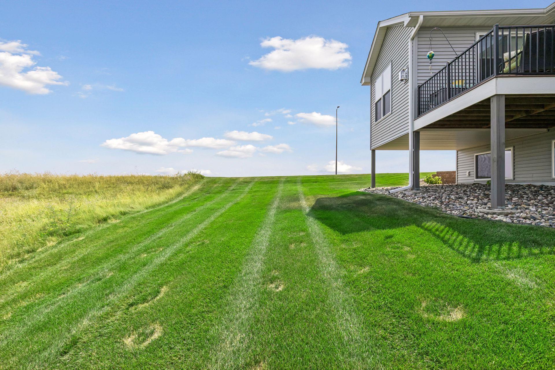 main property photo 40