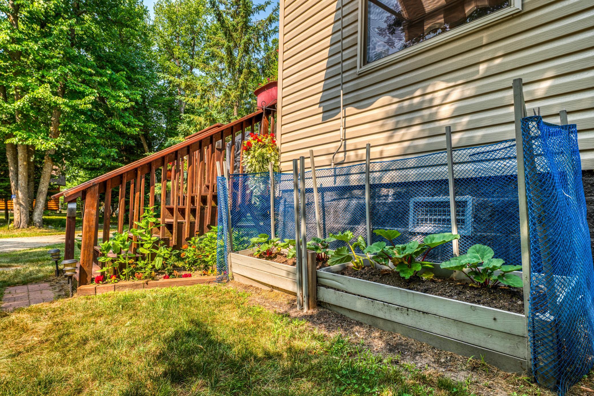 main property photo 33