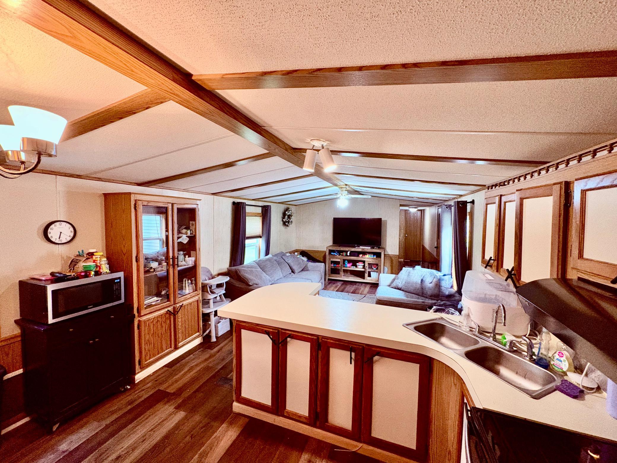 main property photo 12
