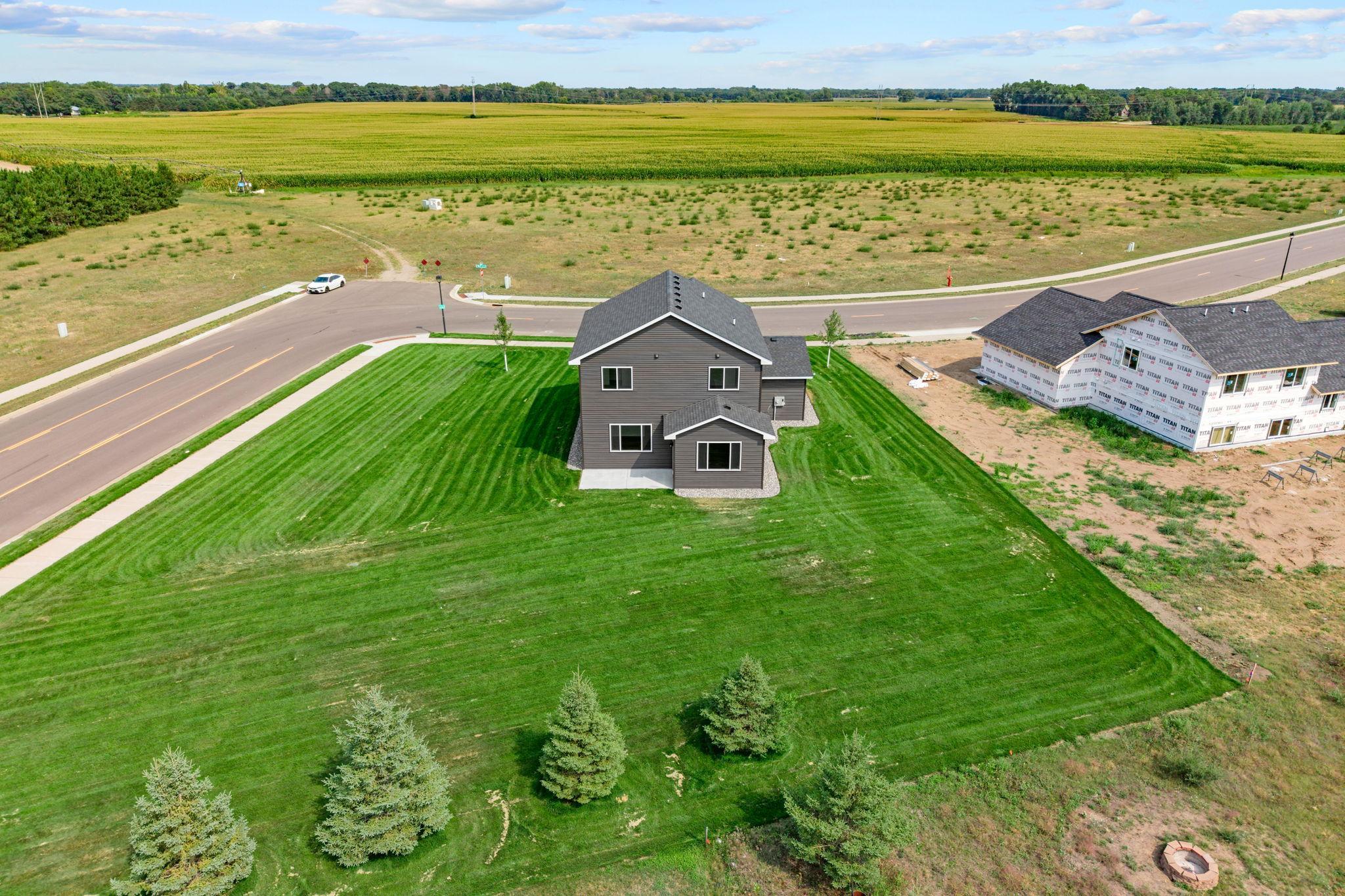 main property photo 10