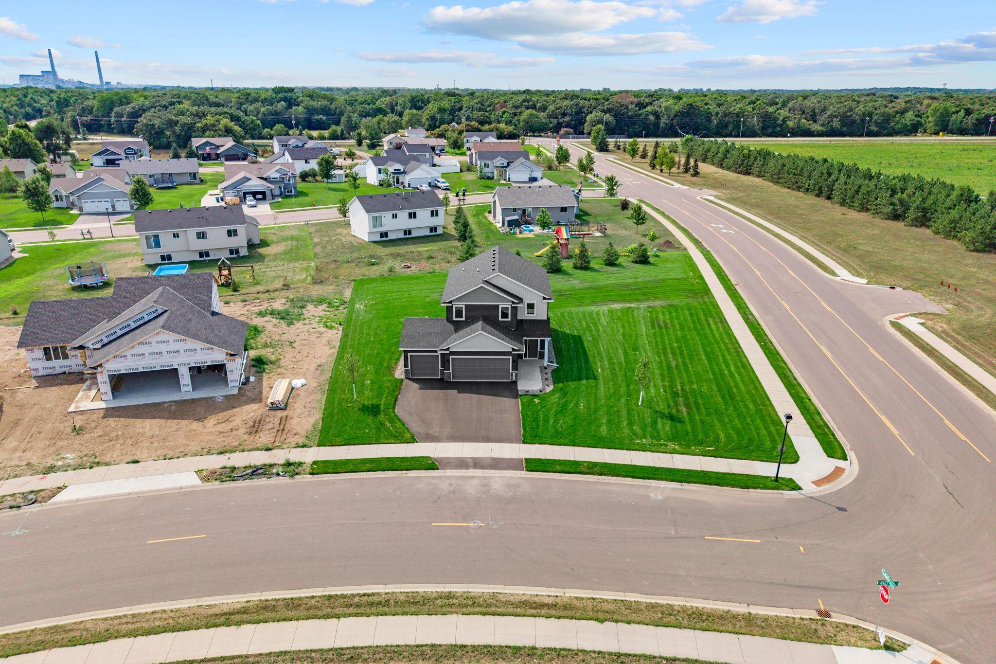 main property photo 7