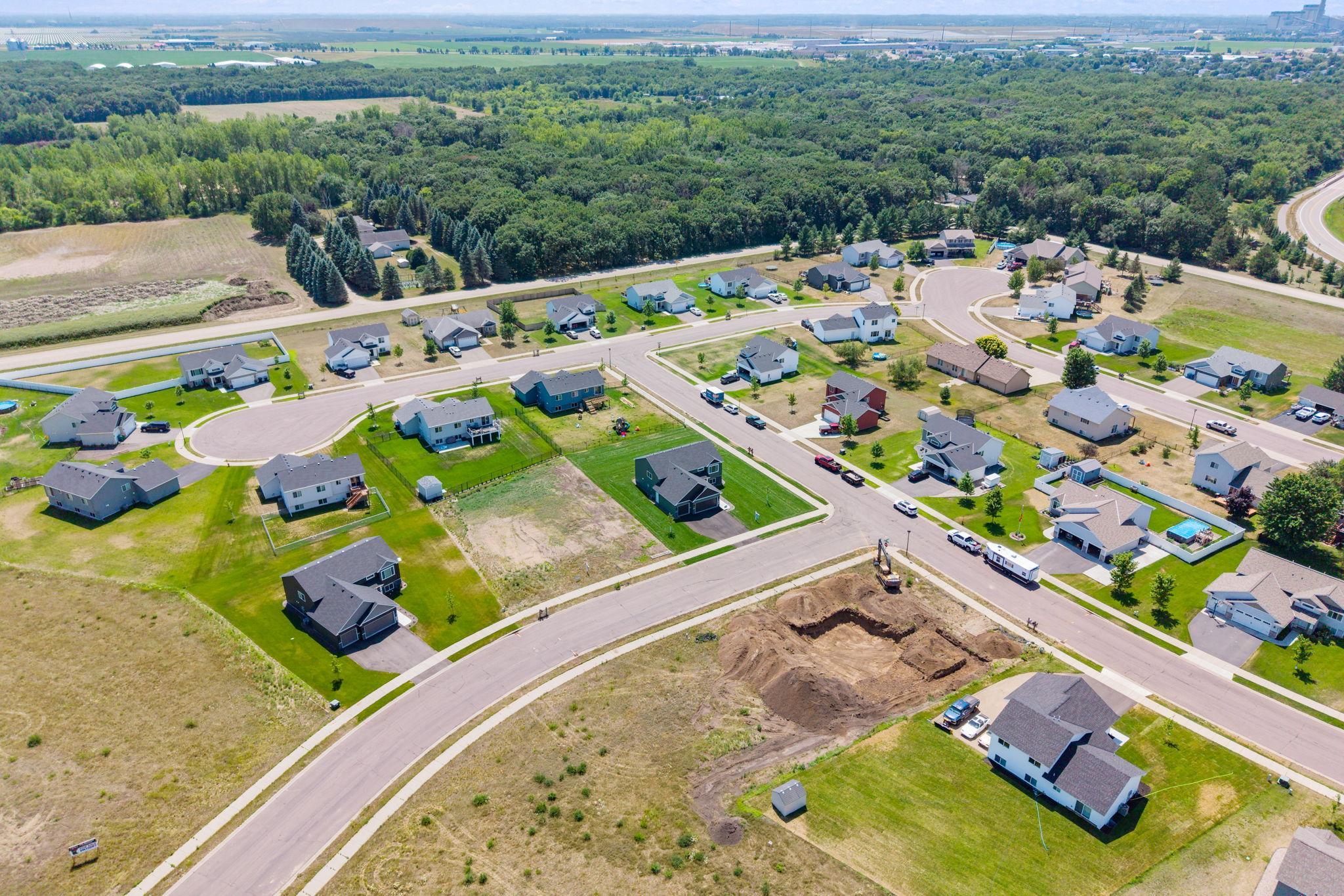 main property photo 7