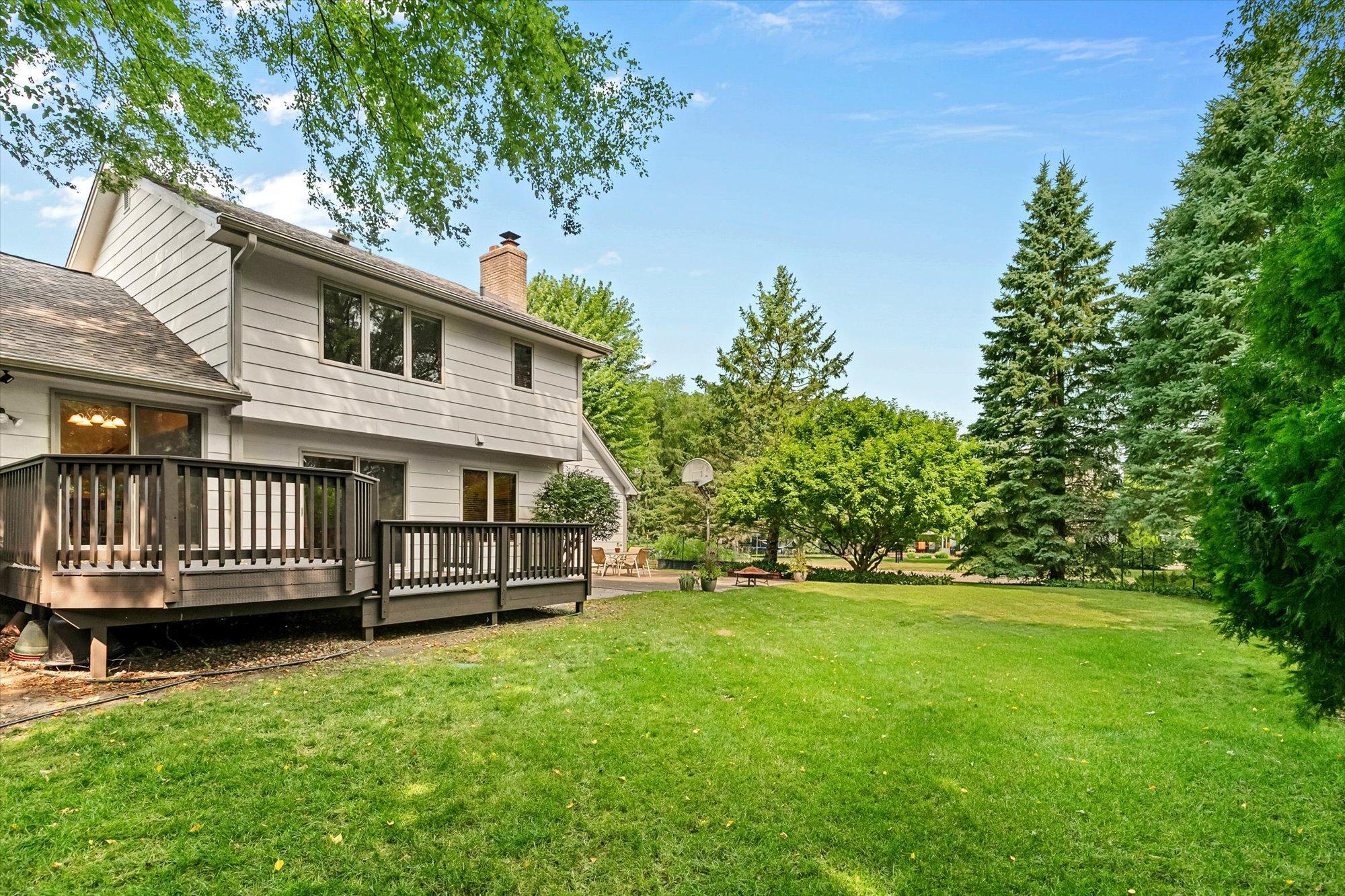 main property photo 40