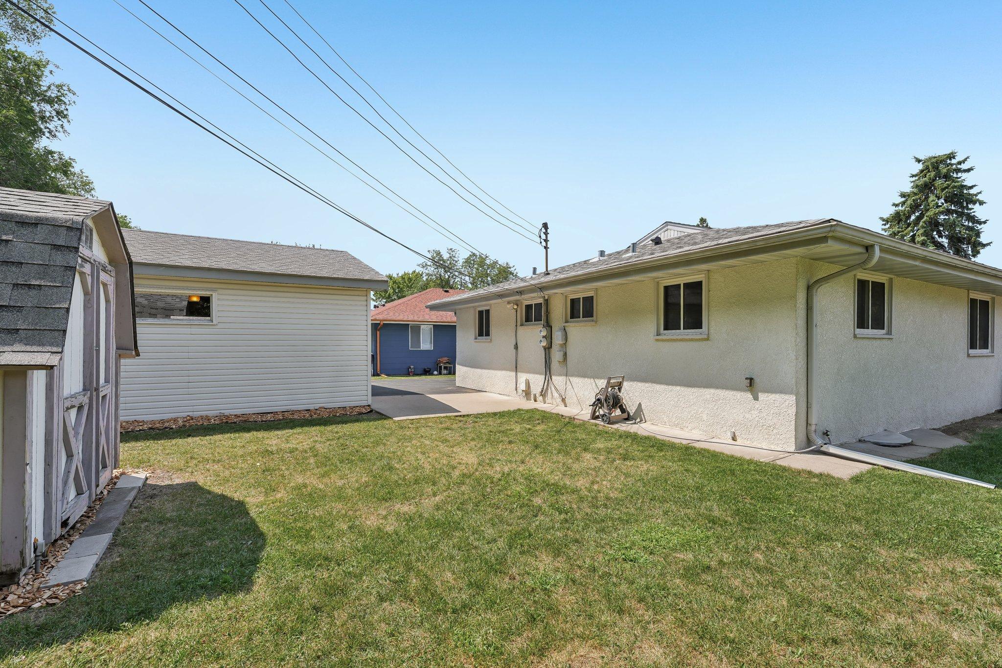 main property photo 51