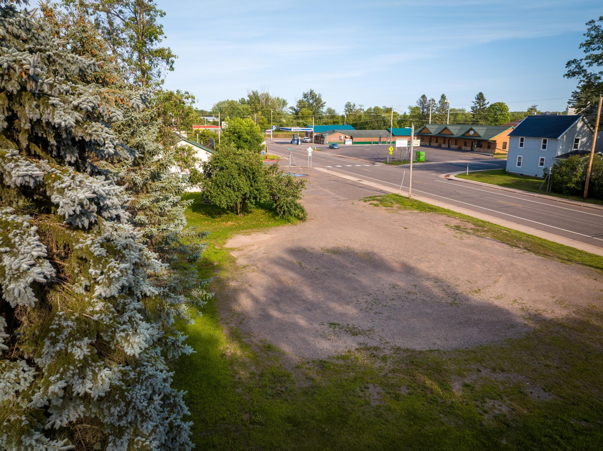 main property photo 43