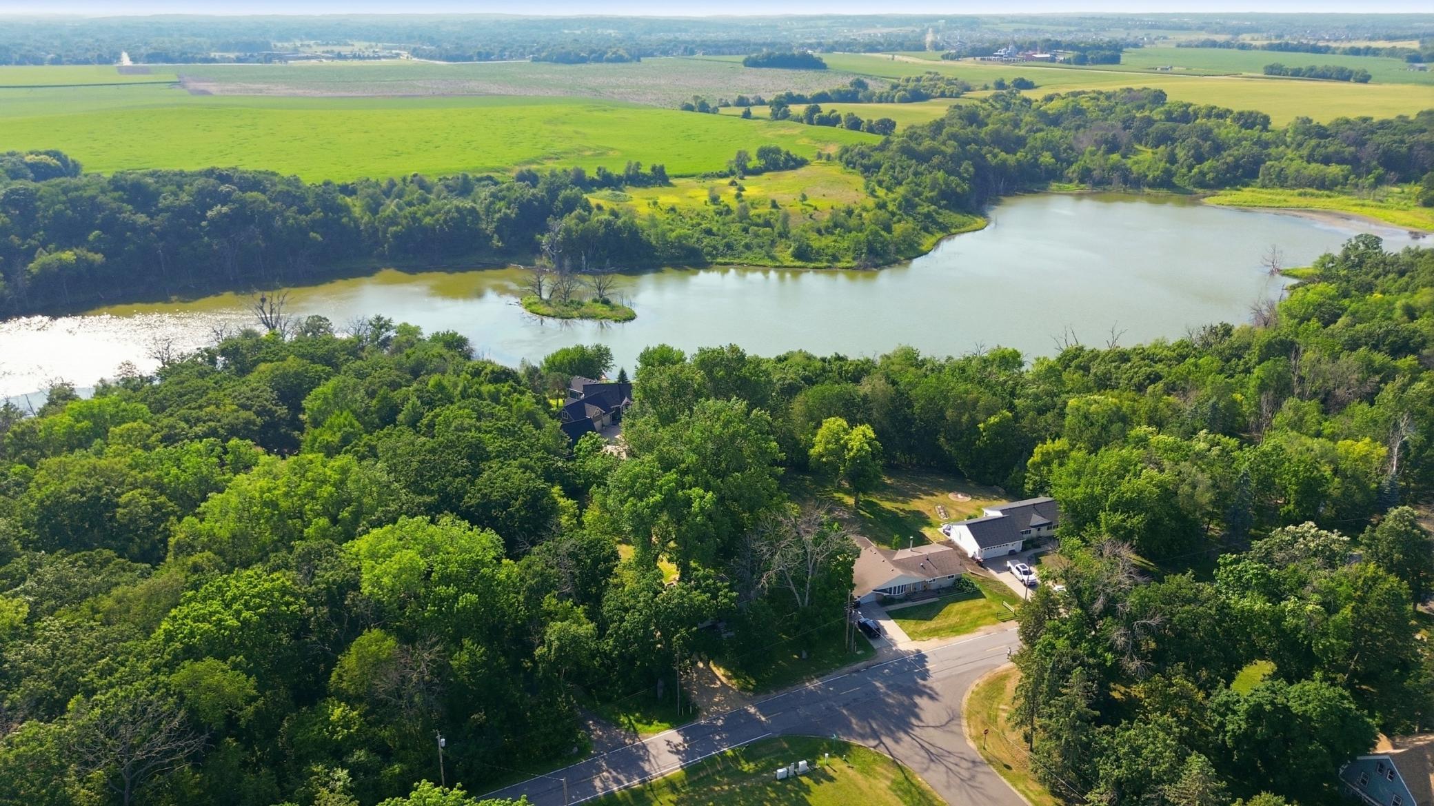 main property photo 31