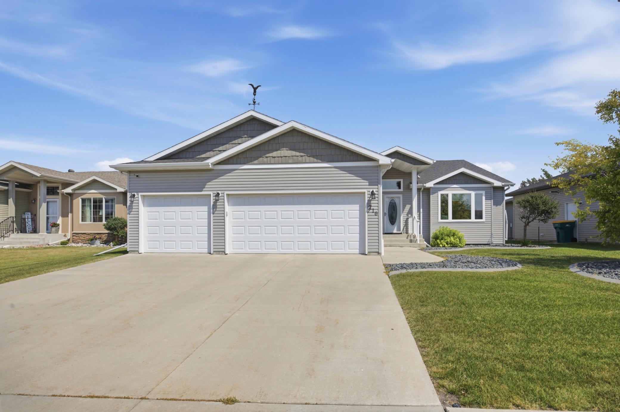 main property photo 0