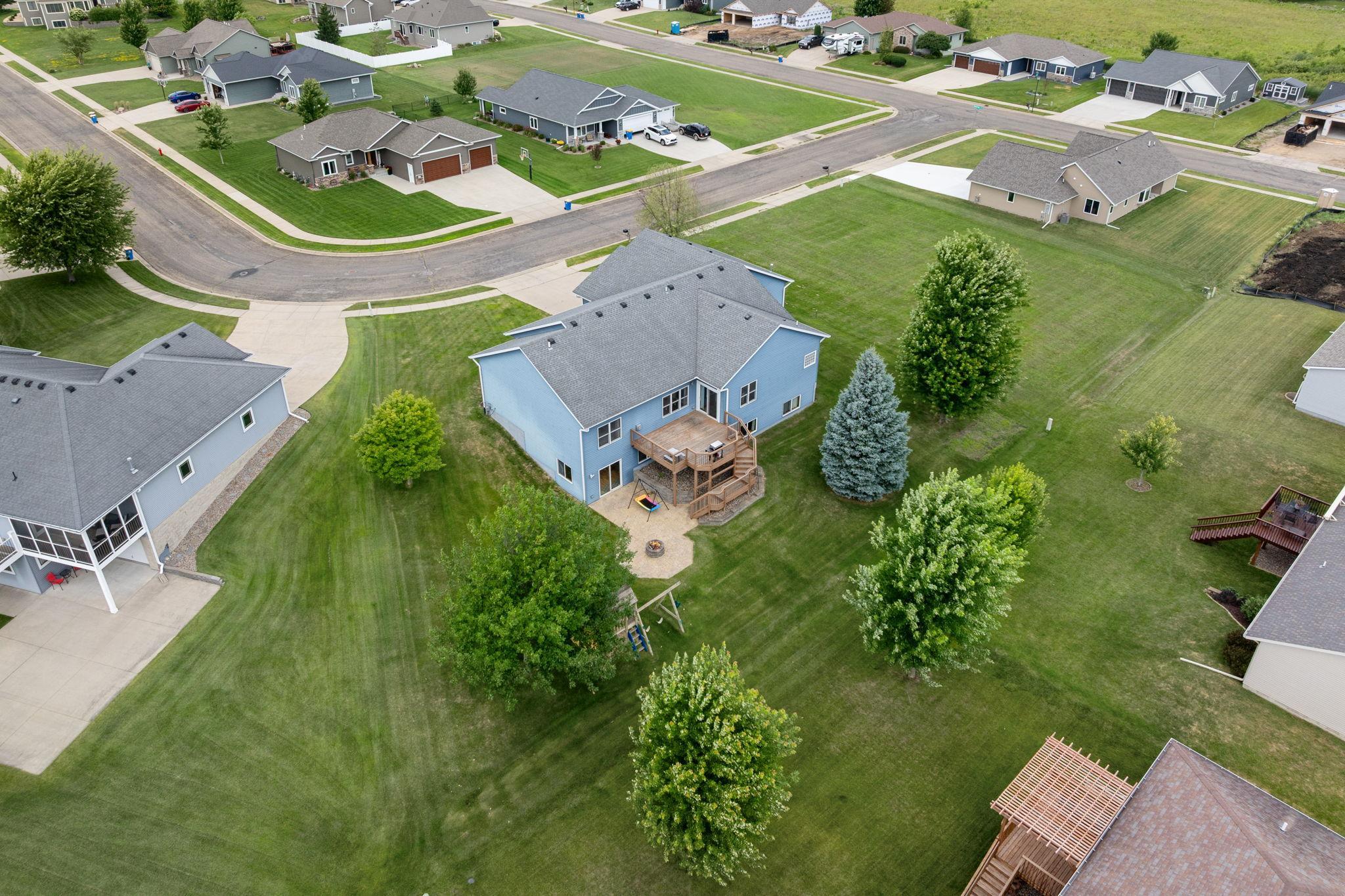 main property photo 18