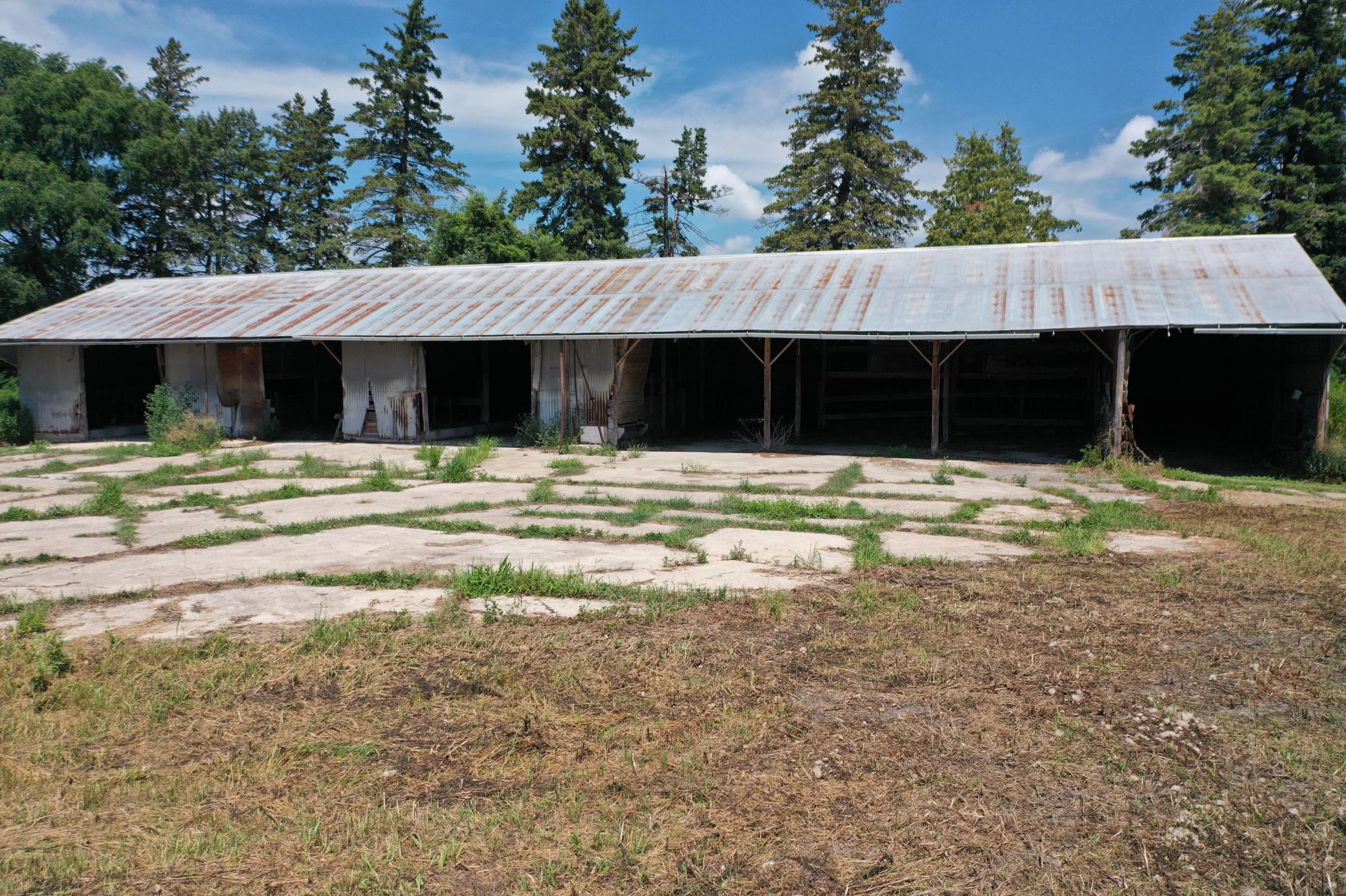 main property photo 70