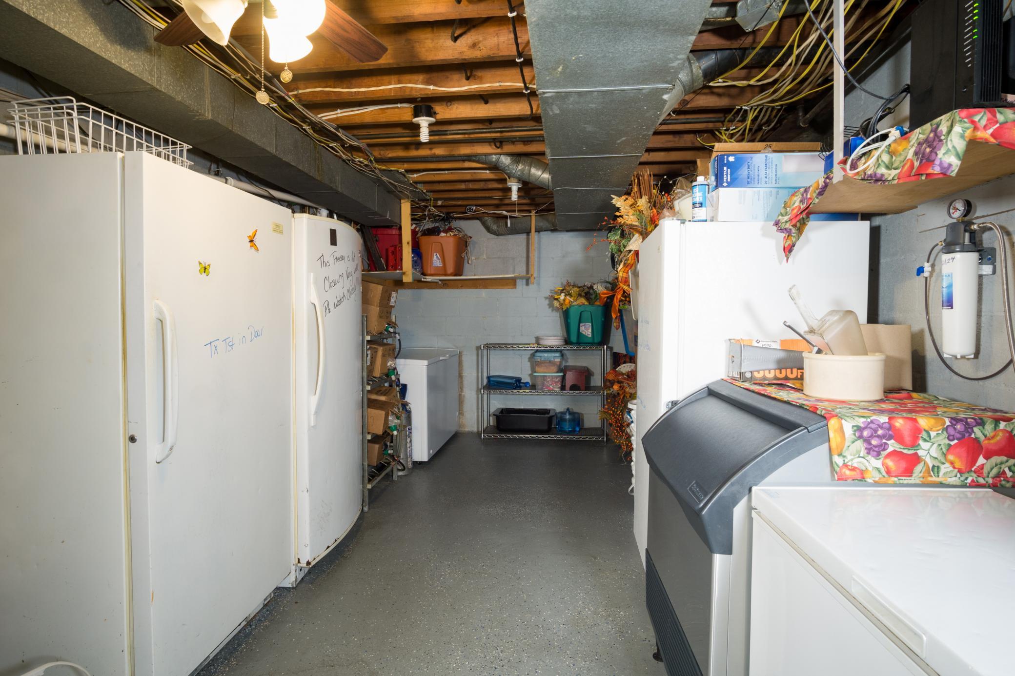 main property photo 35