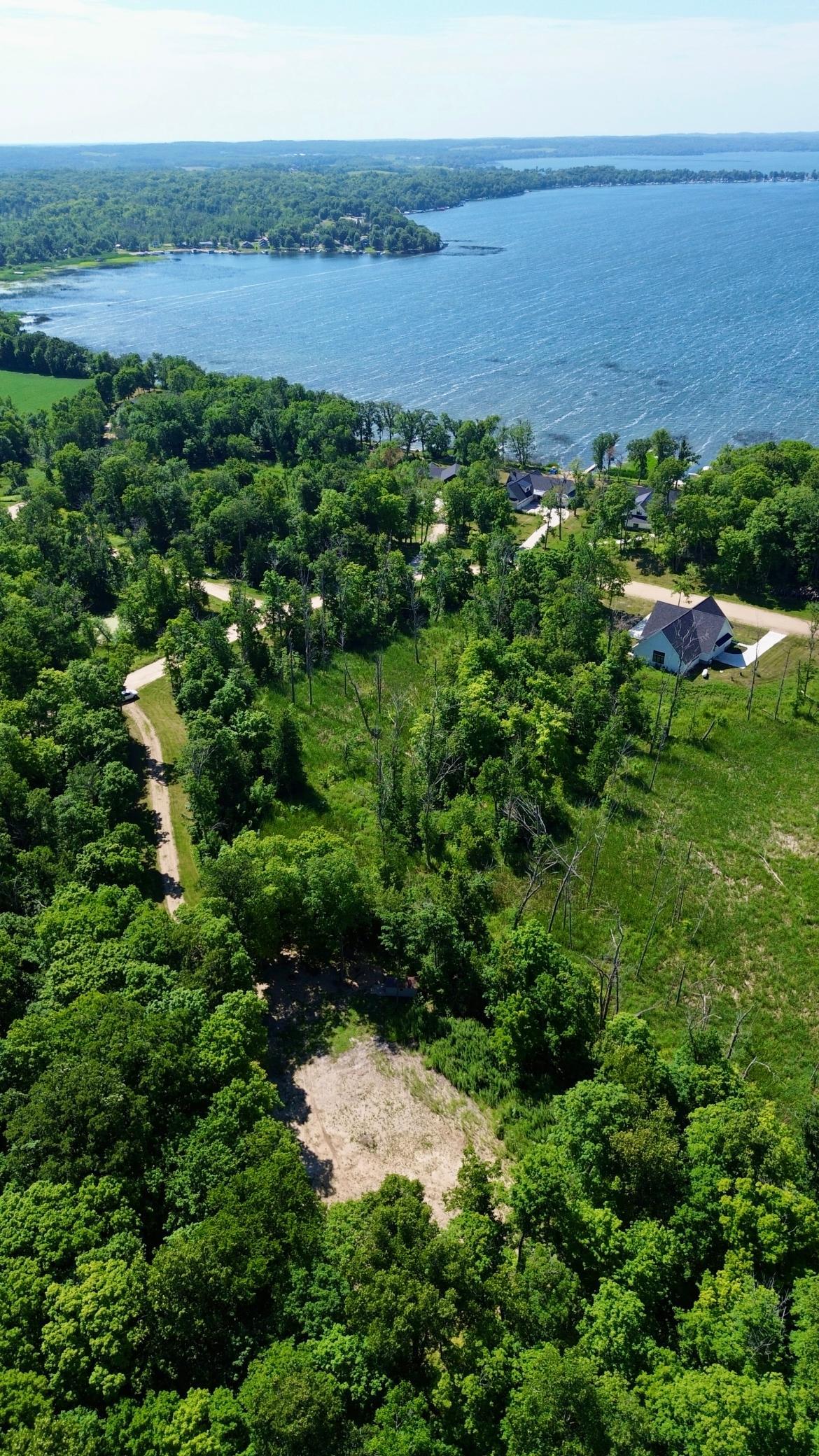 main property photo 25