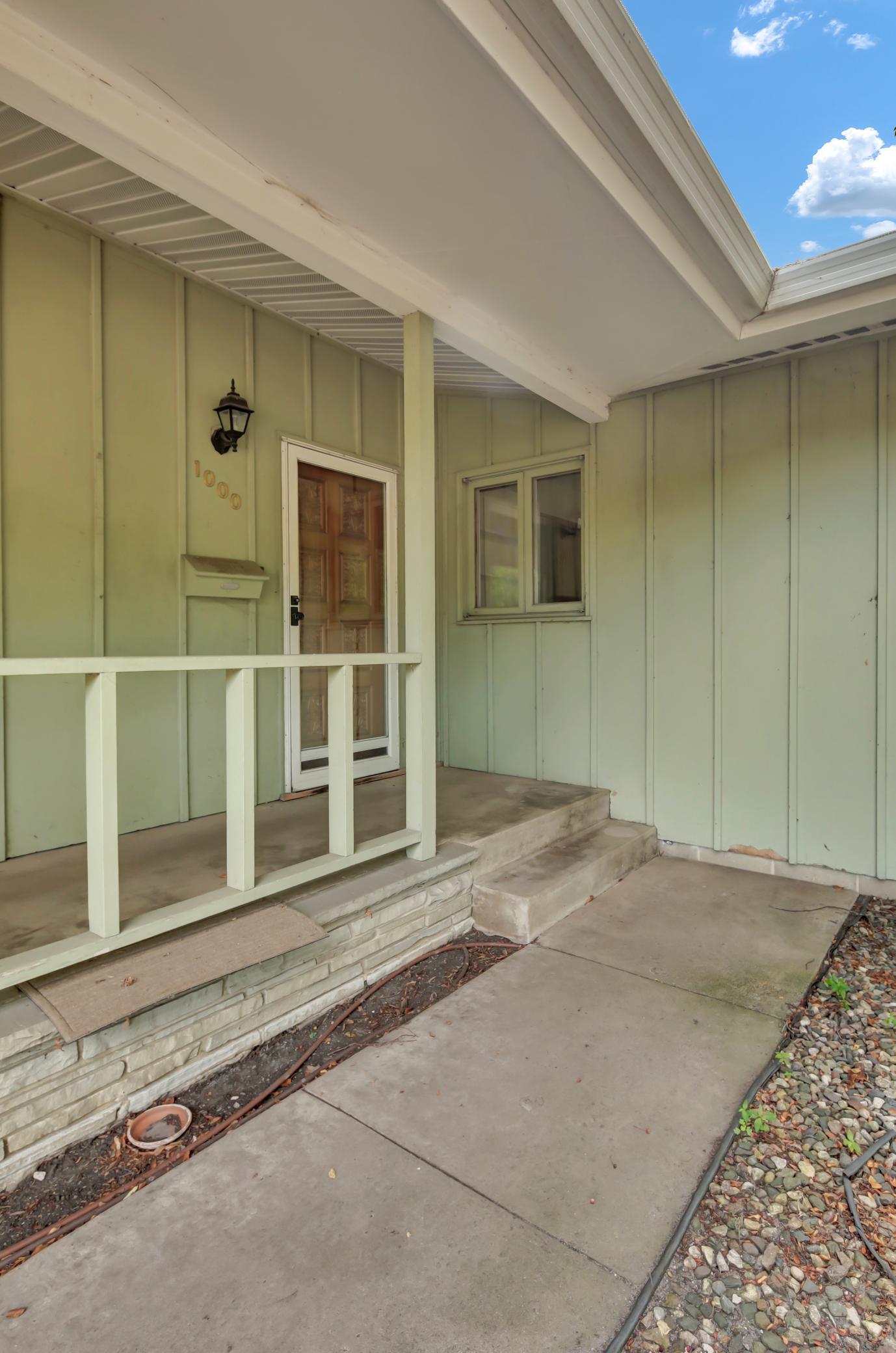 main property photo 41