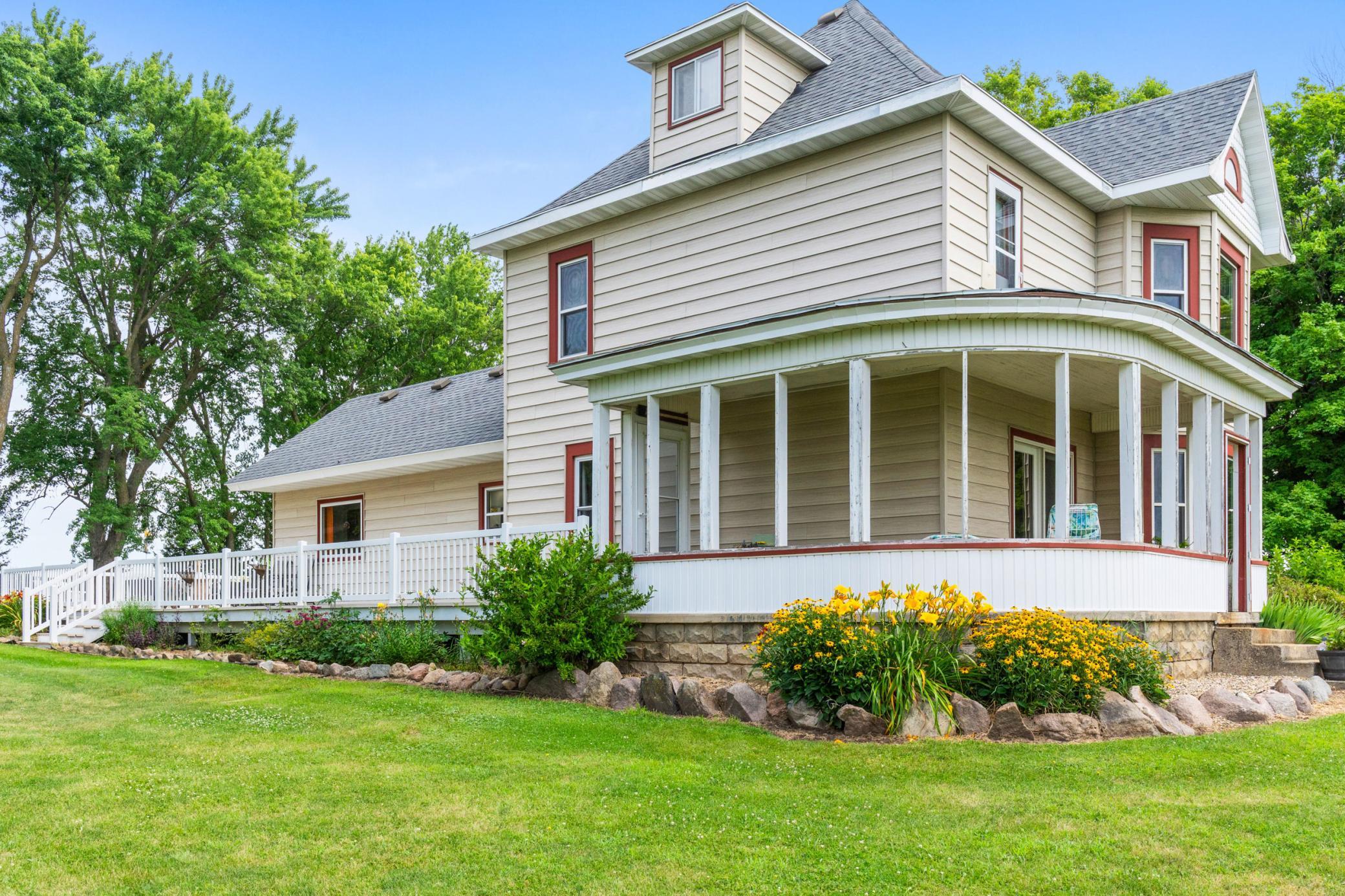 main property photo 42