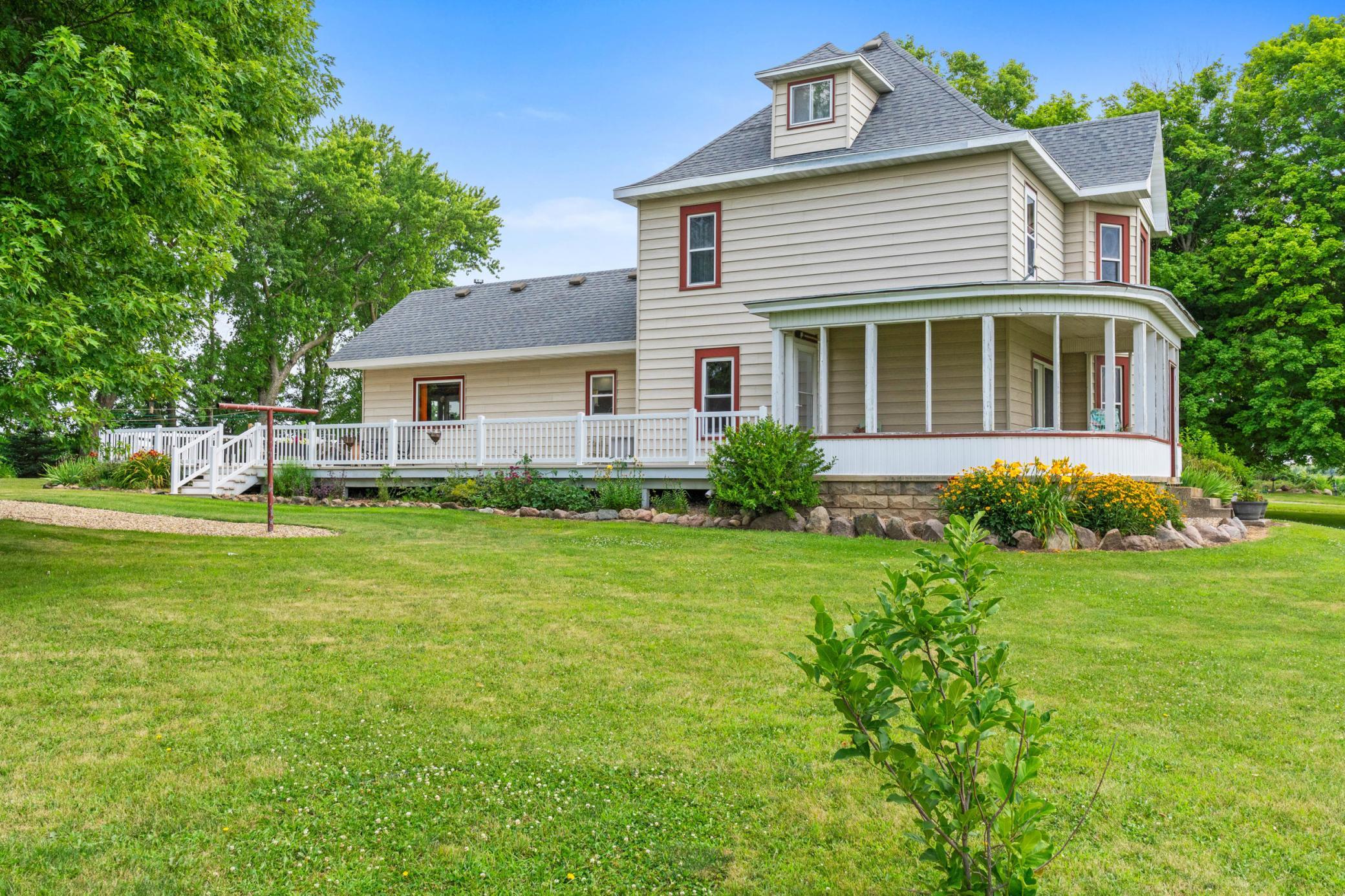 main property photo 43