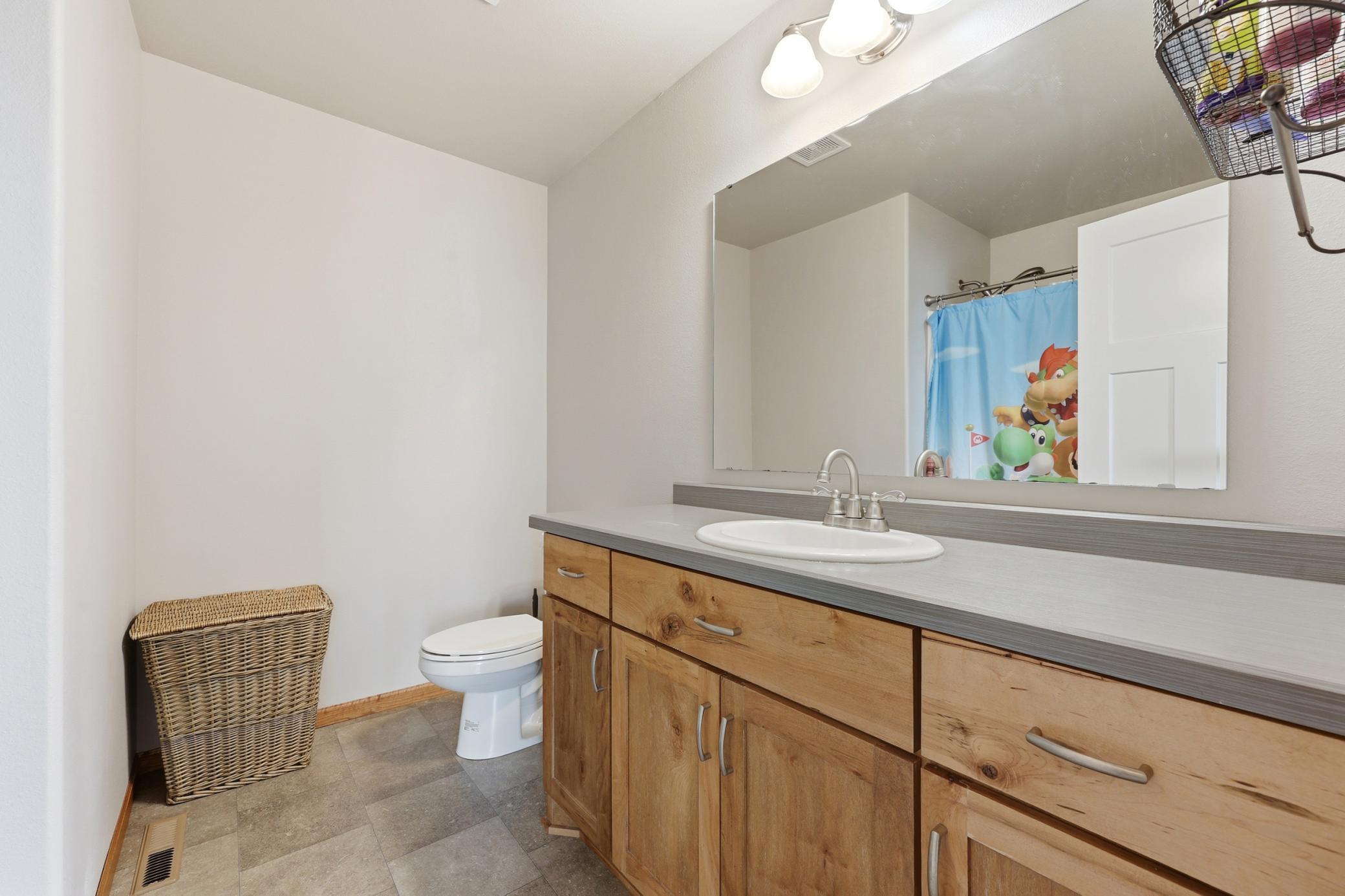 main property photo 18