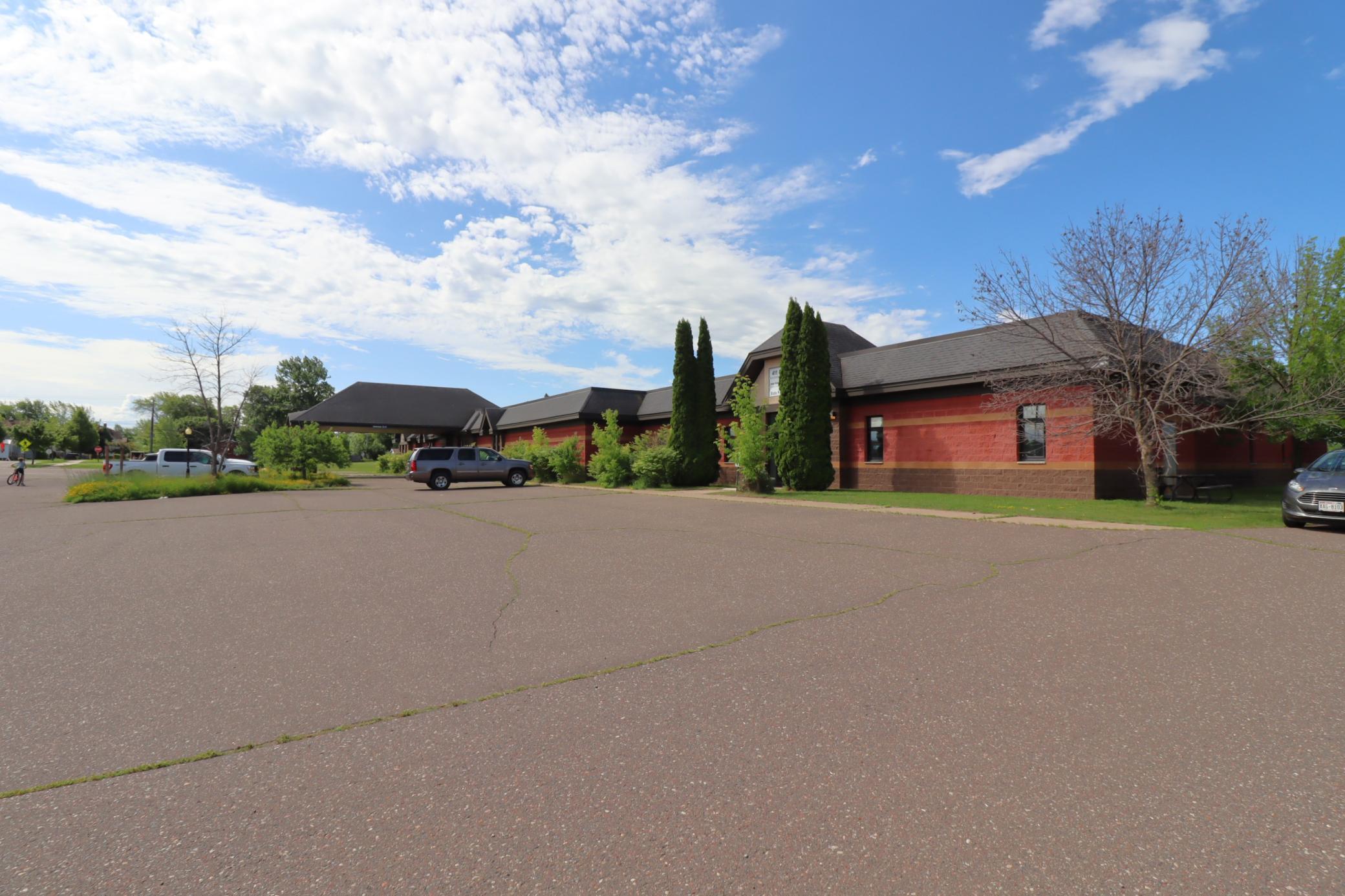 main property photo 8